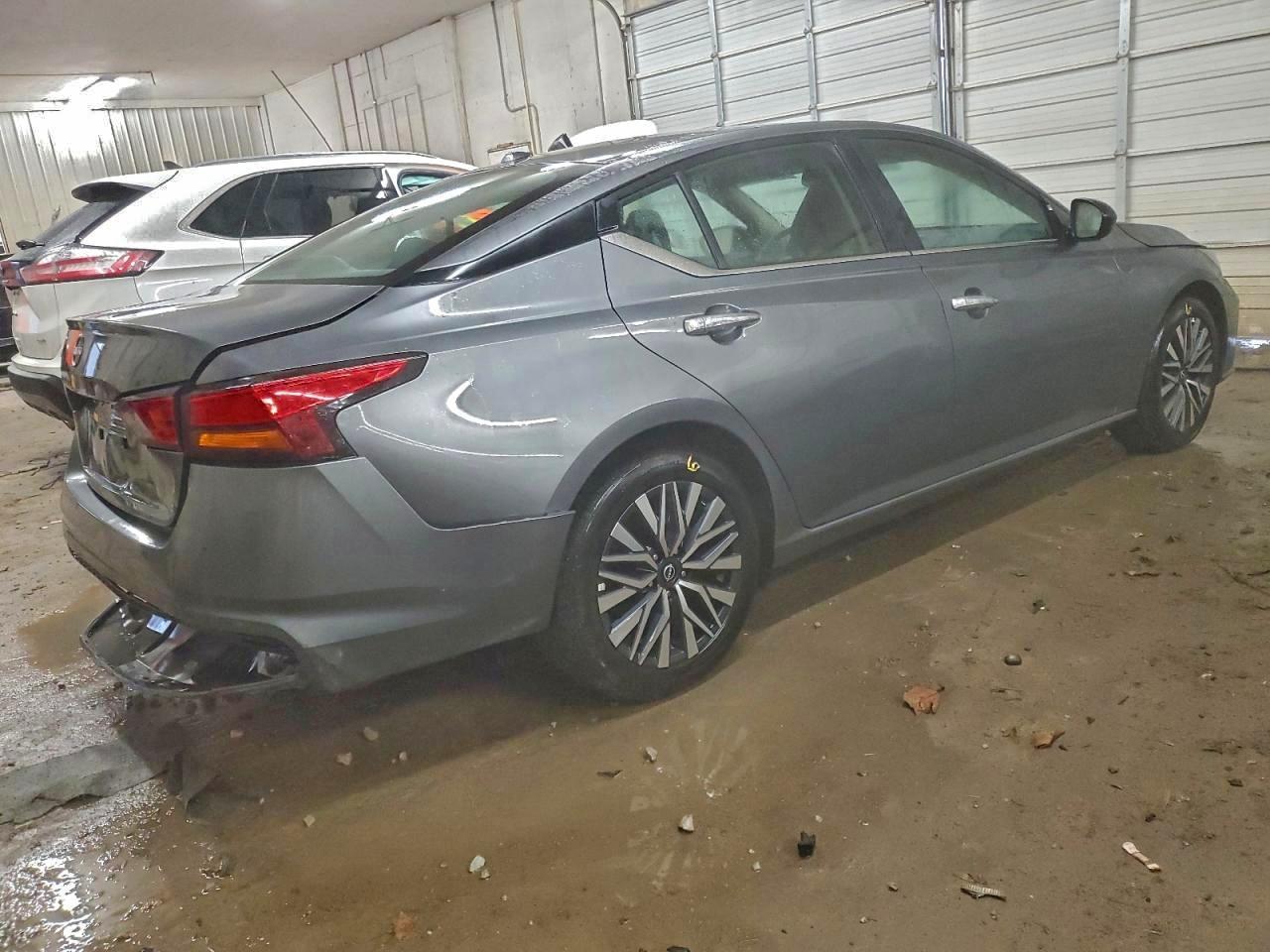 2025 NISSAN ALTIMA