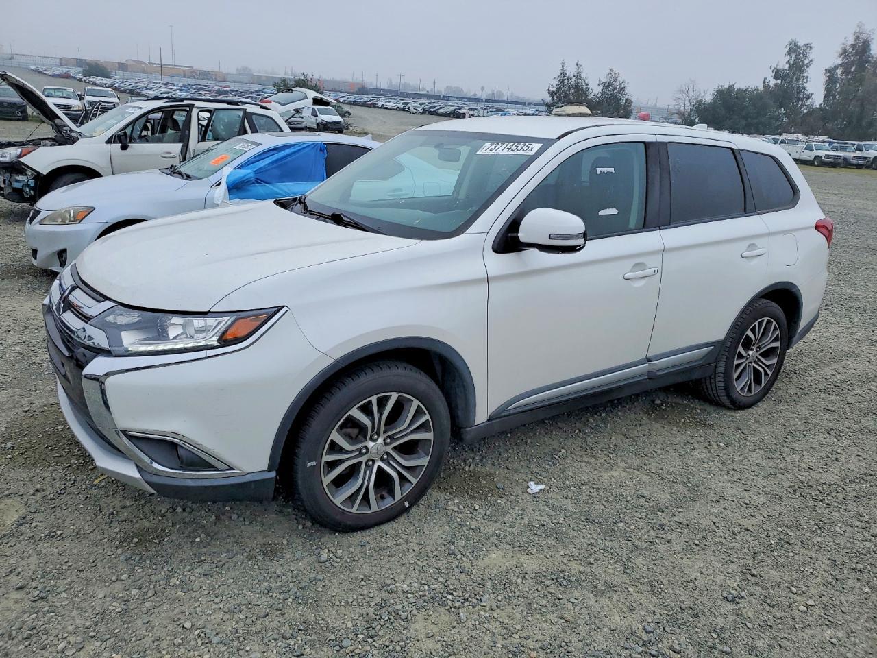2018 MITSUBISHI outlander