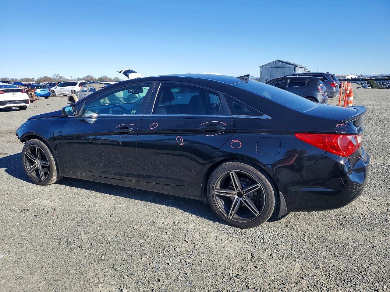 2013 HYUNDAI SONATA