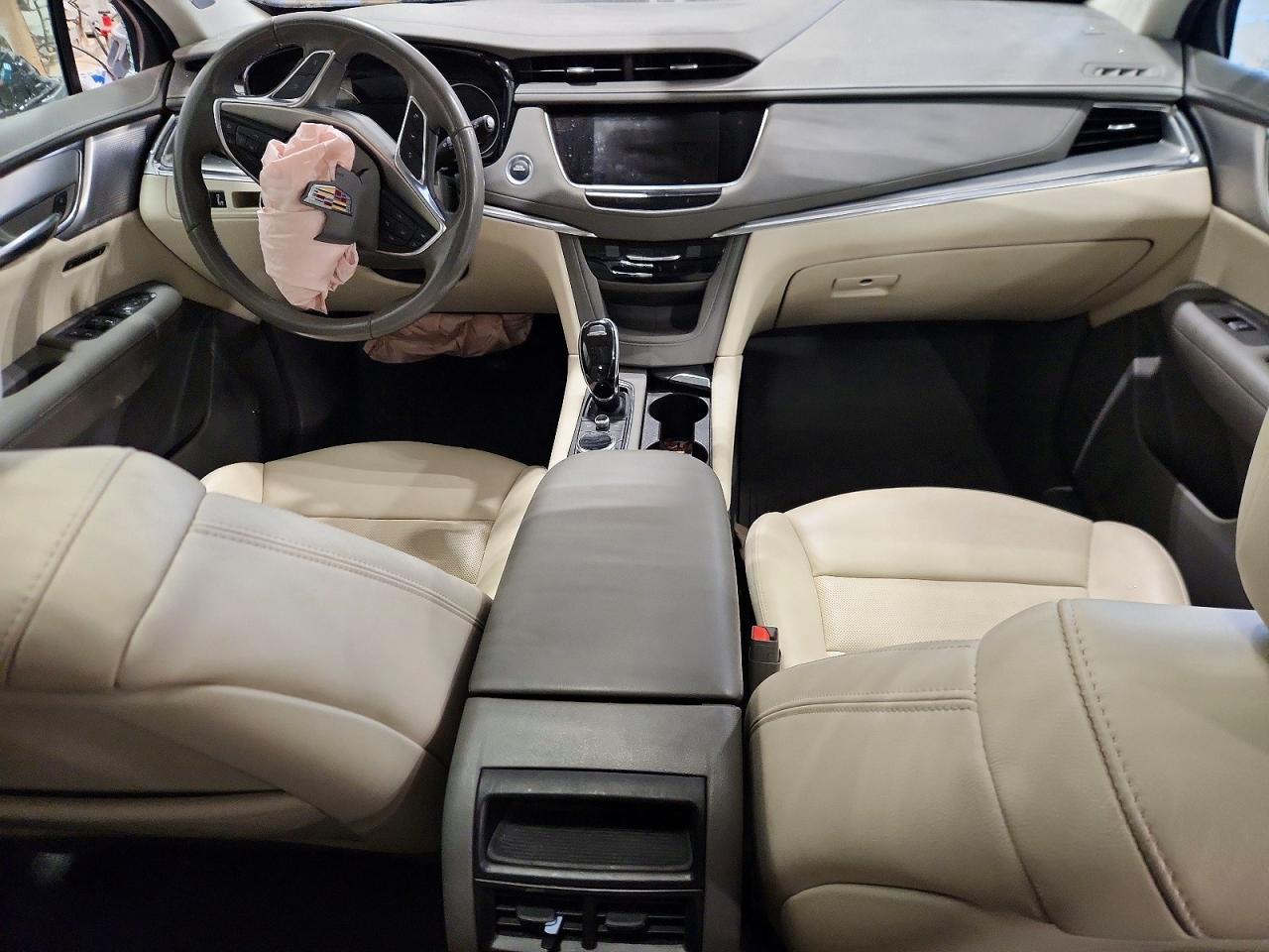 2020 CADILLAC XT5