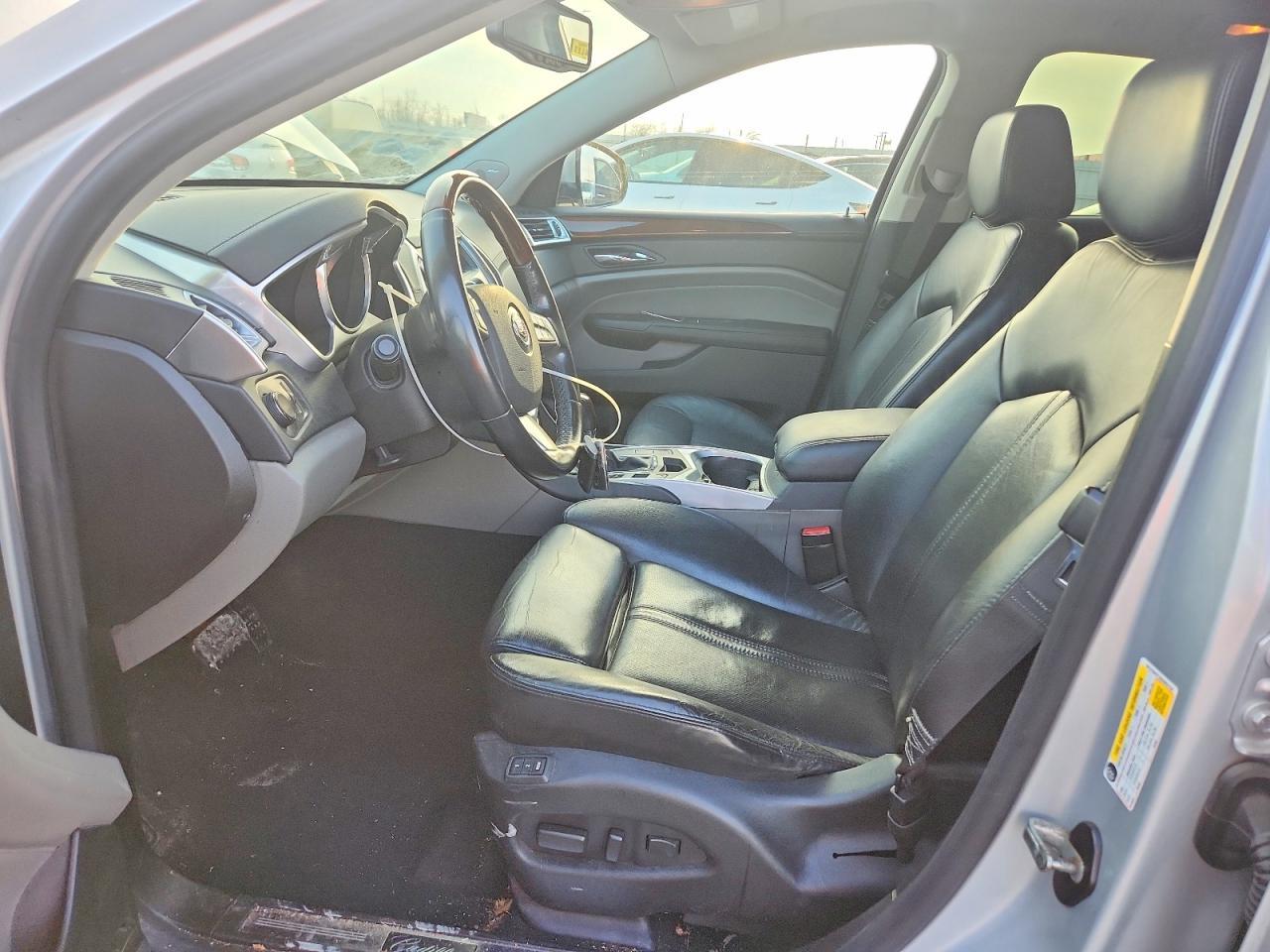 2011 CADILLAC SRX