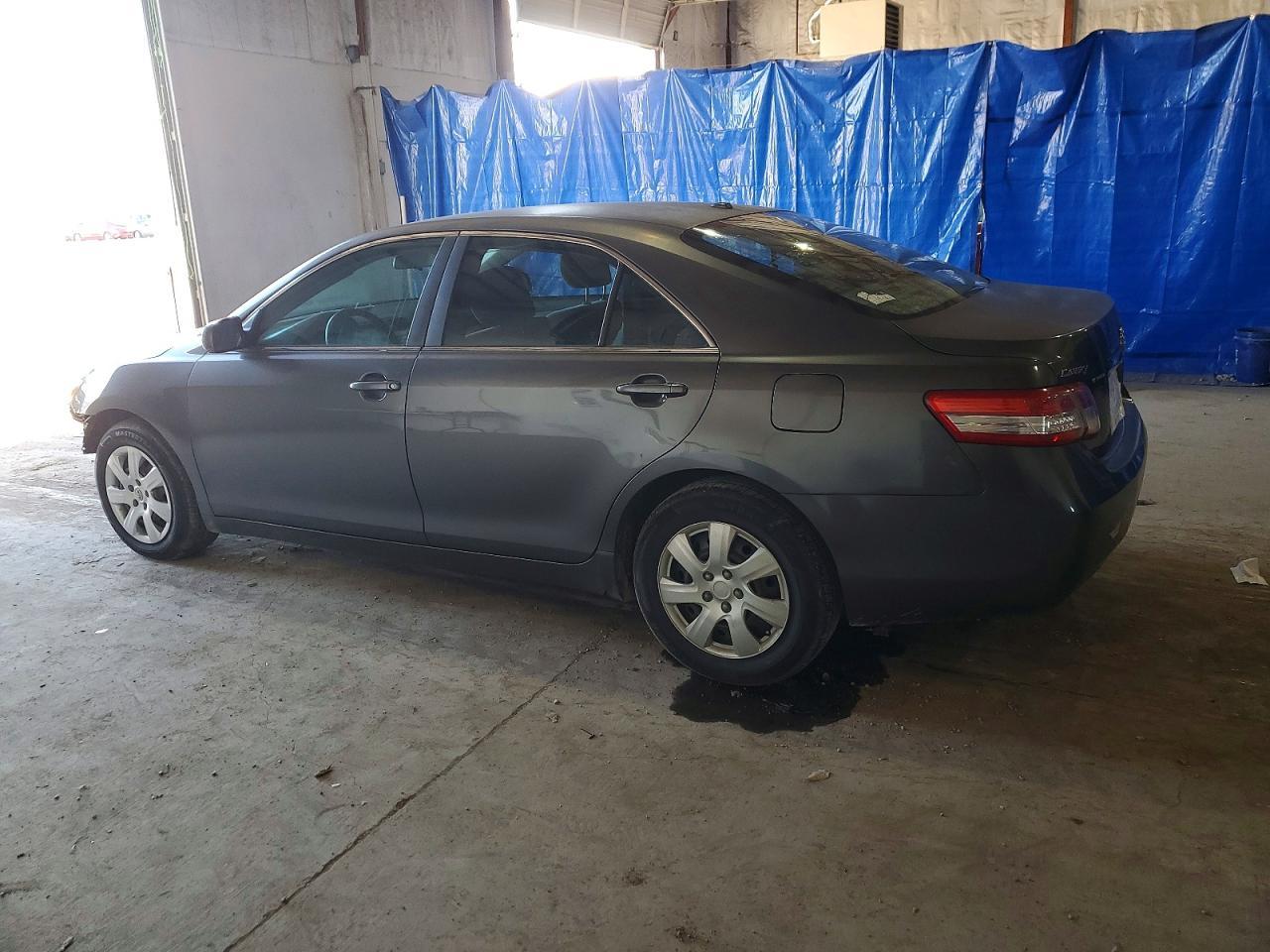 2010 TOYOTA CAMRY