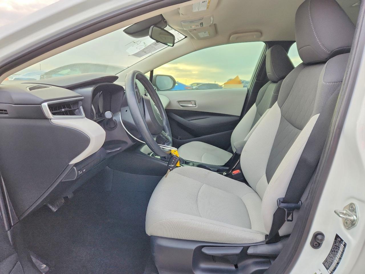 2021 TOYOTA COROLLA