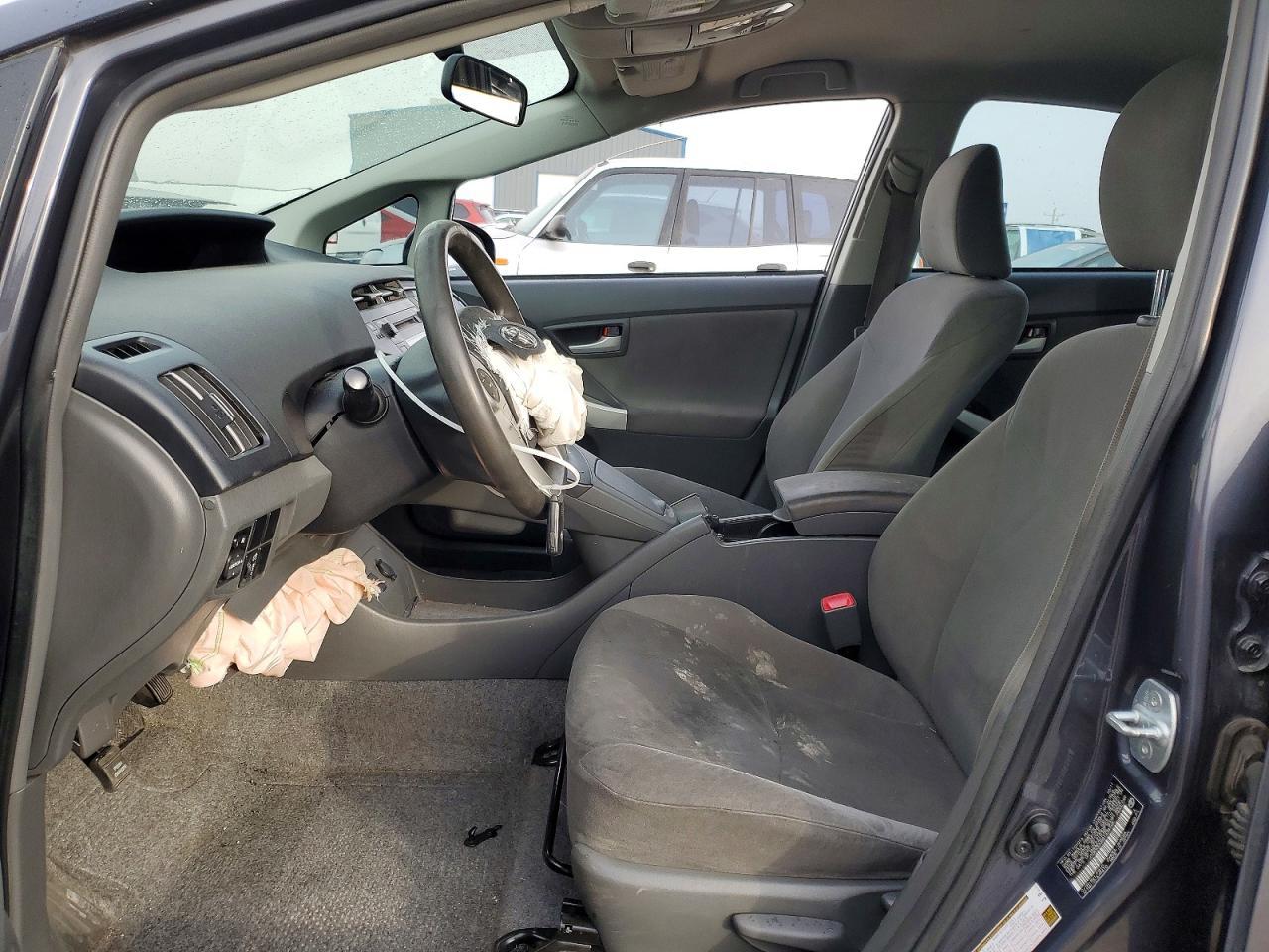 2011 TOYOTA PRIUS