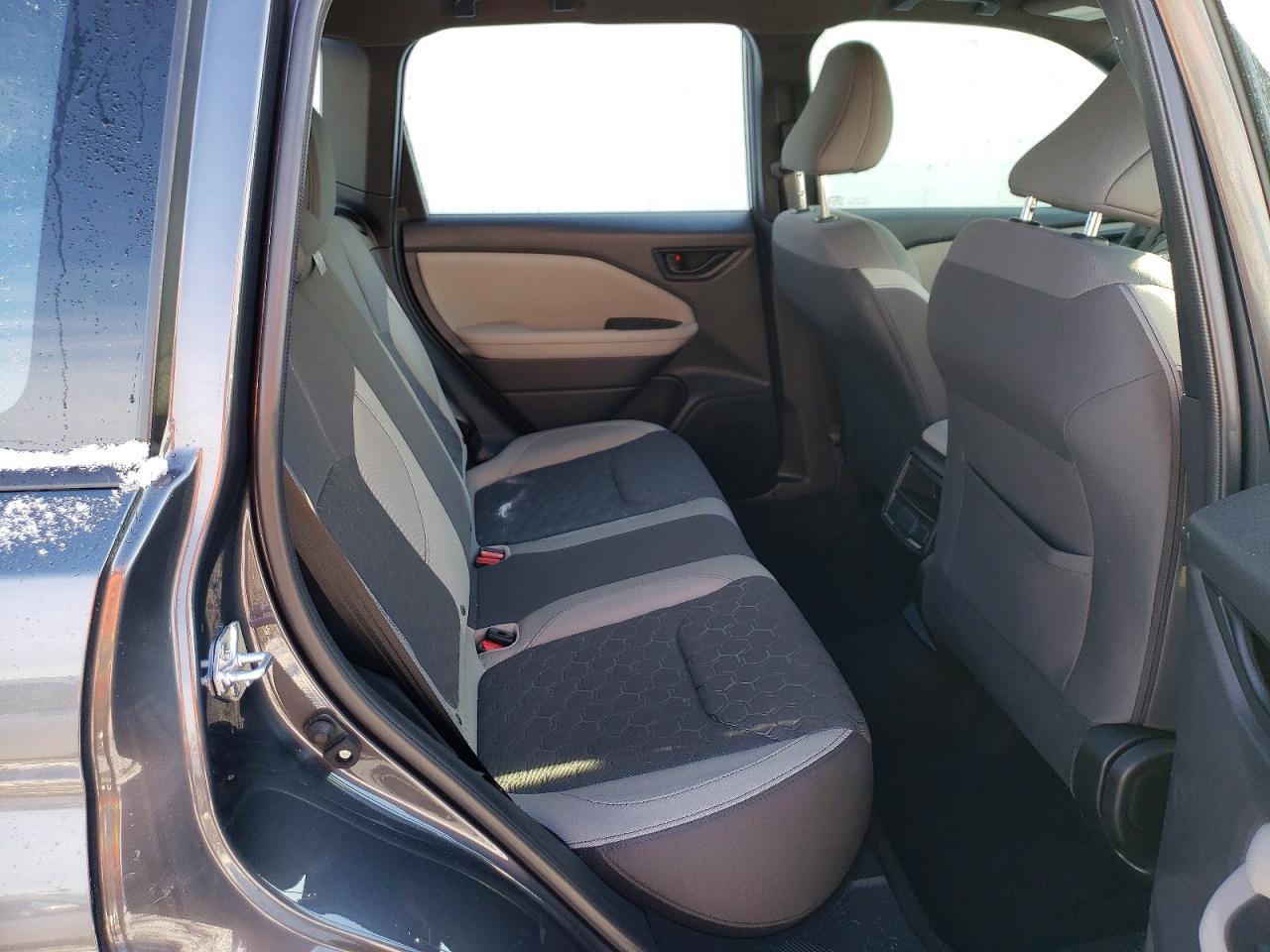 2025 SUBARU FORESTER