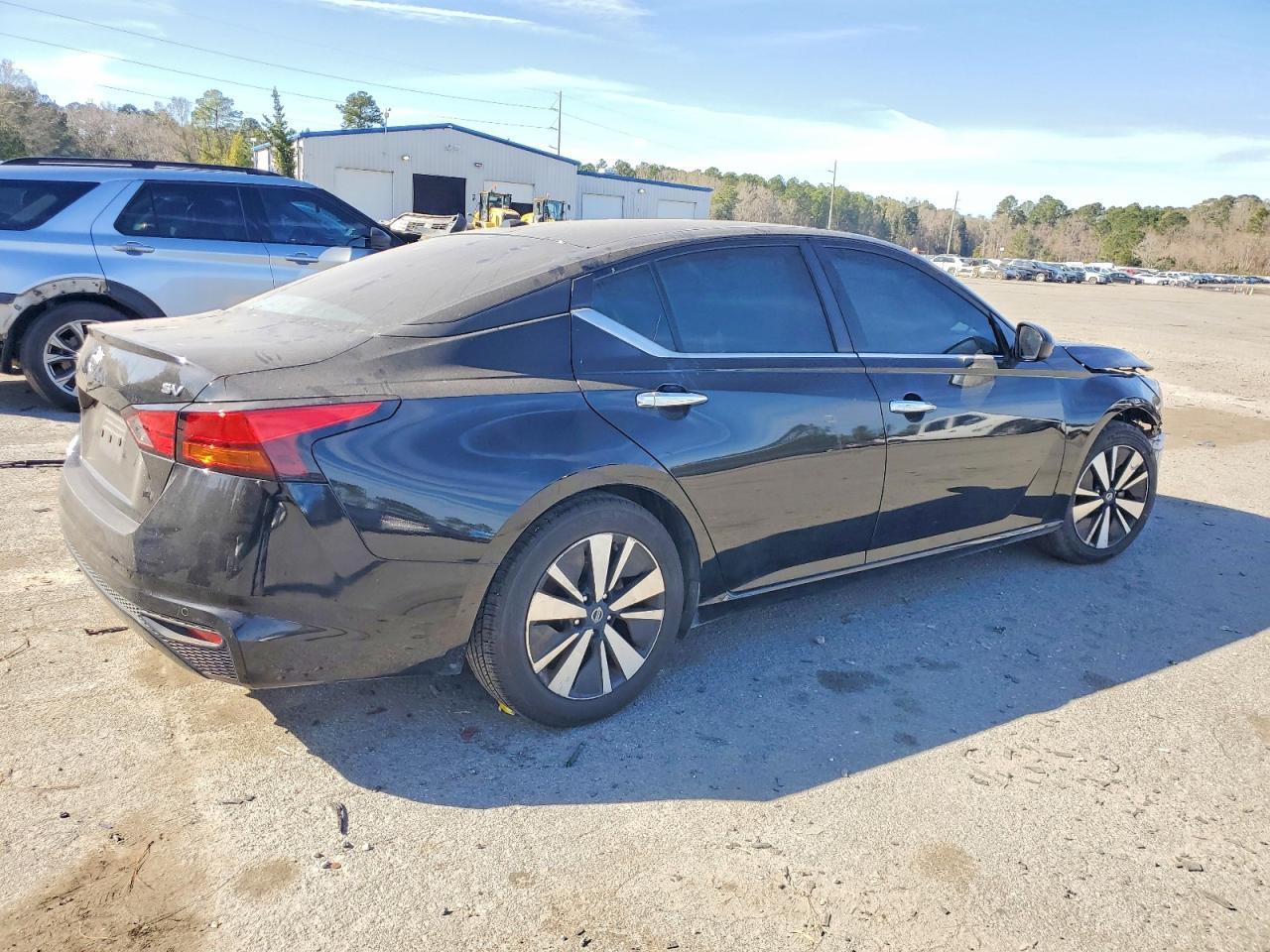 2022 NISSAN ALTIMA