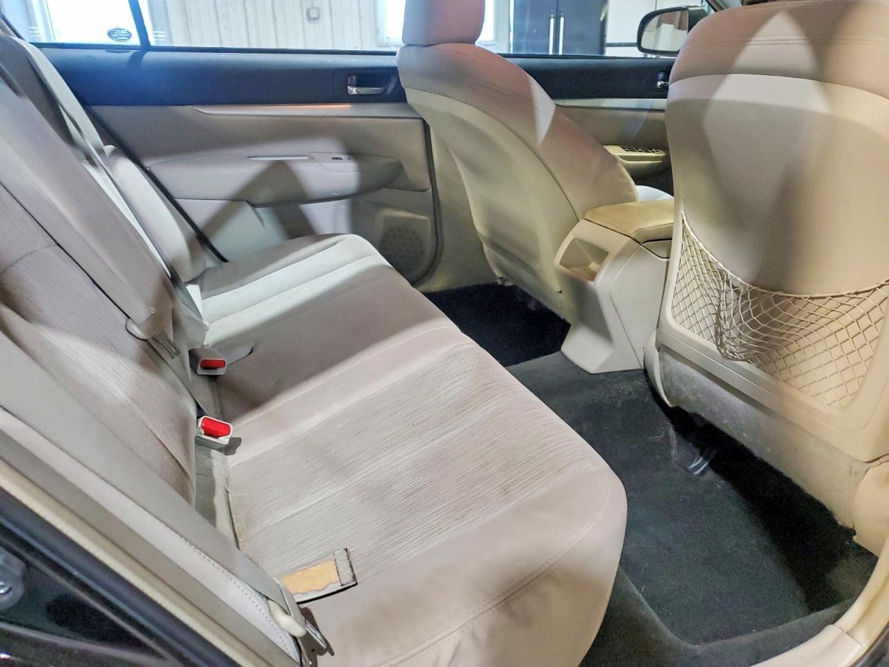 2013 SUBARU Legacy