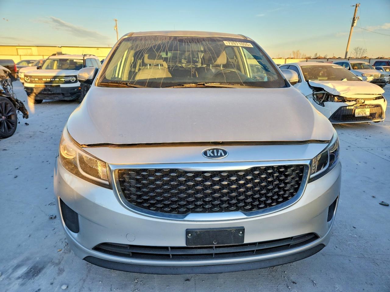 2015 KIA SEDONA