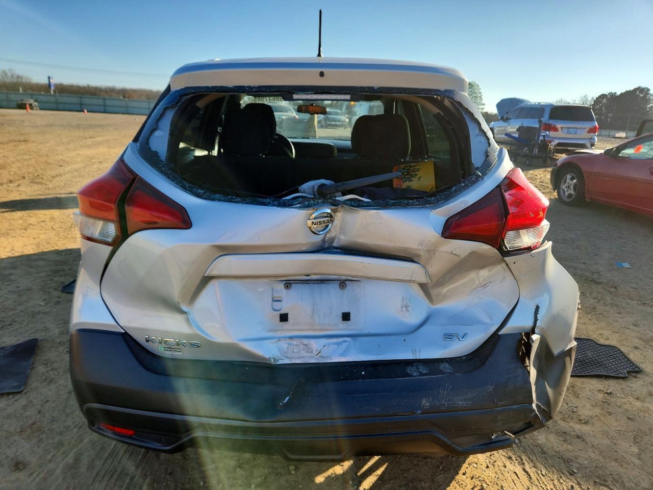2019 NISSAN KICKS