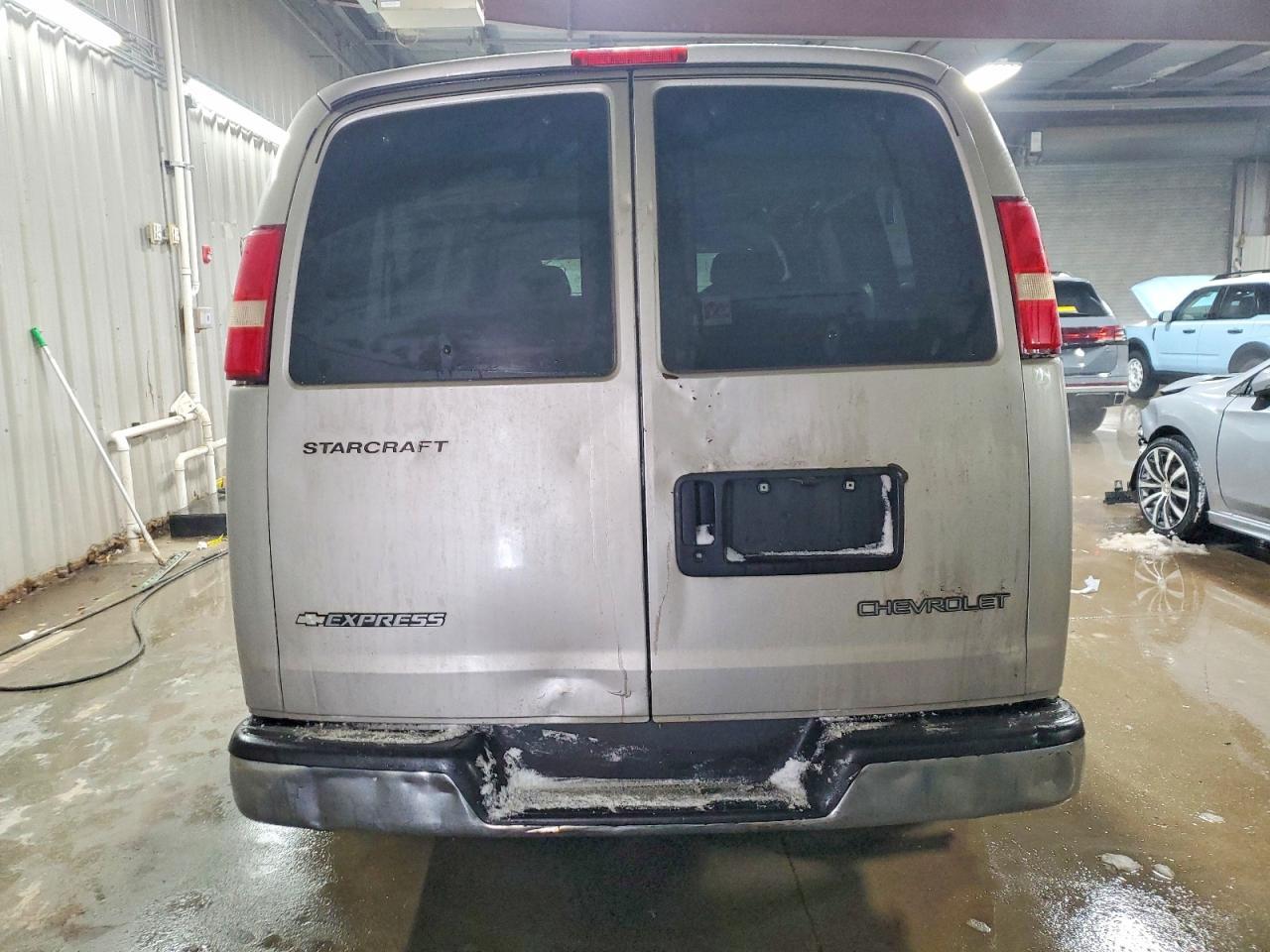 2005 CHEVROLET Express 1500