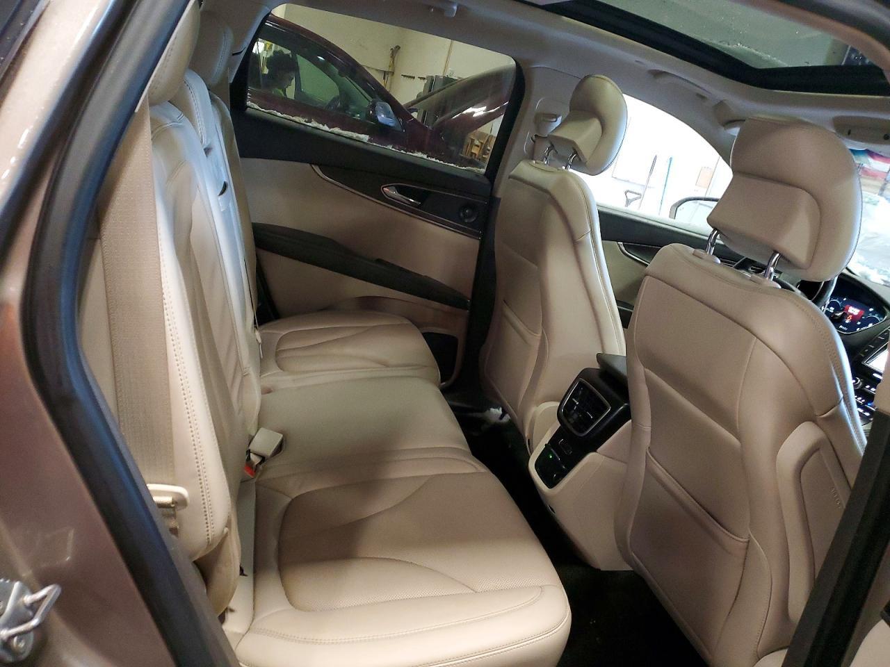 2019 LINCOLN Nautilus