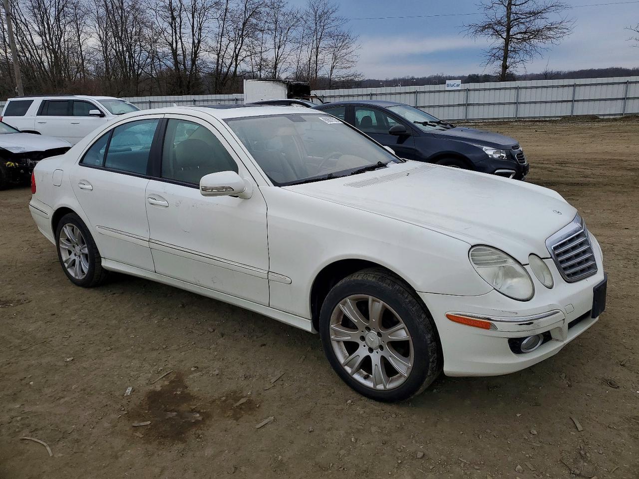 2009 MERCEDES-BENZ E-Class
