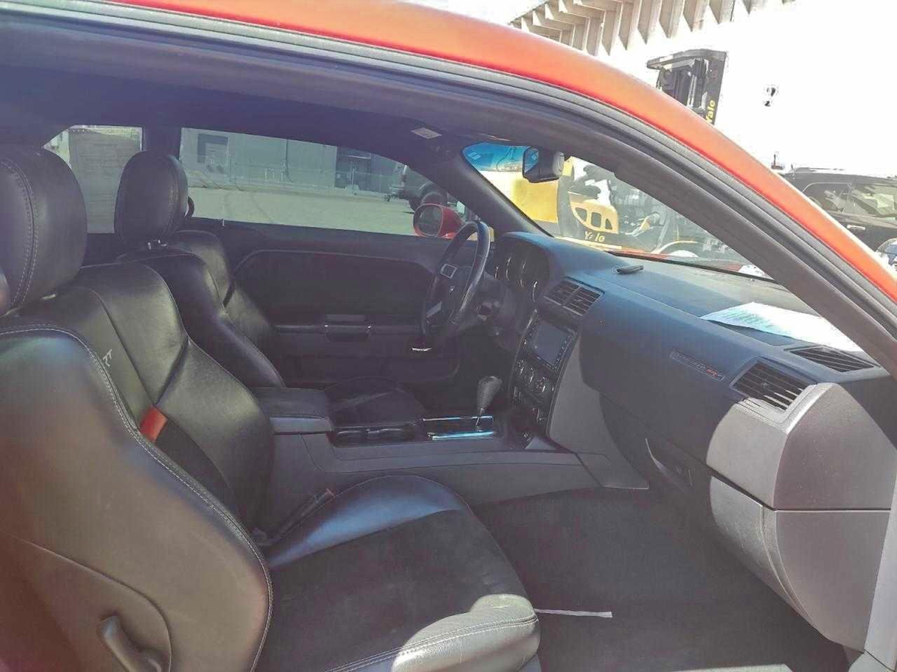 2010 DODGE Challenger