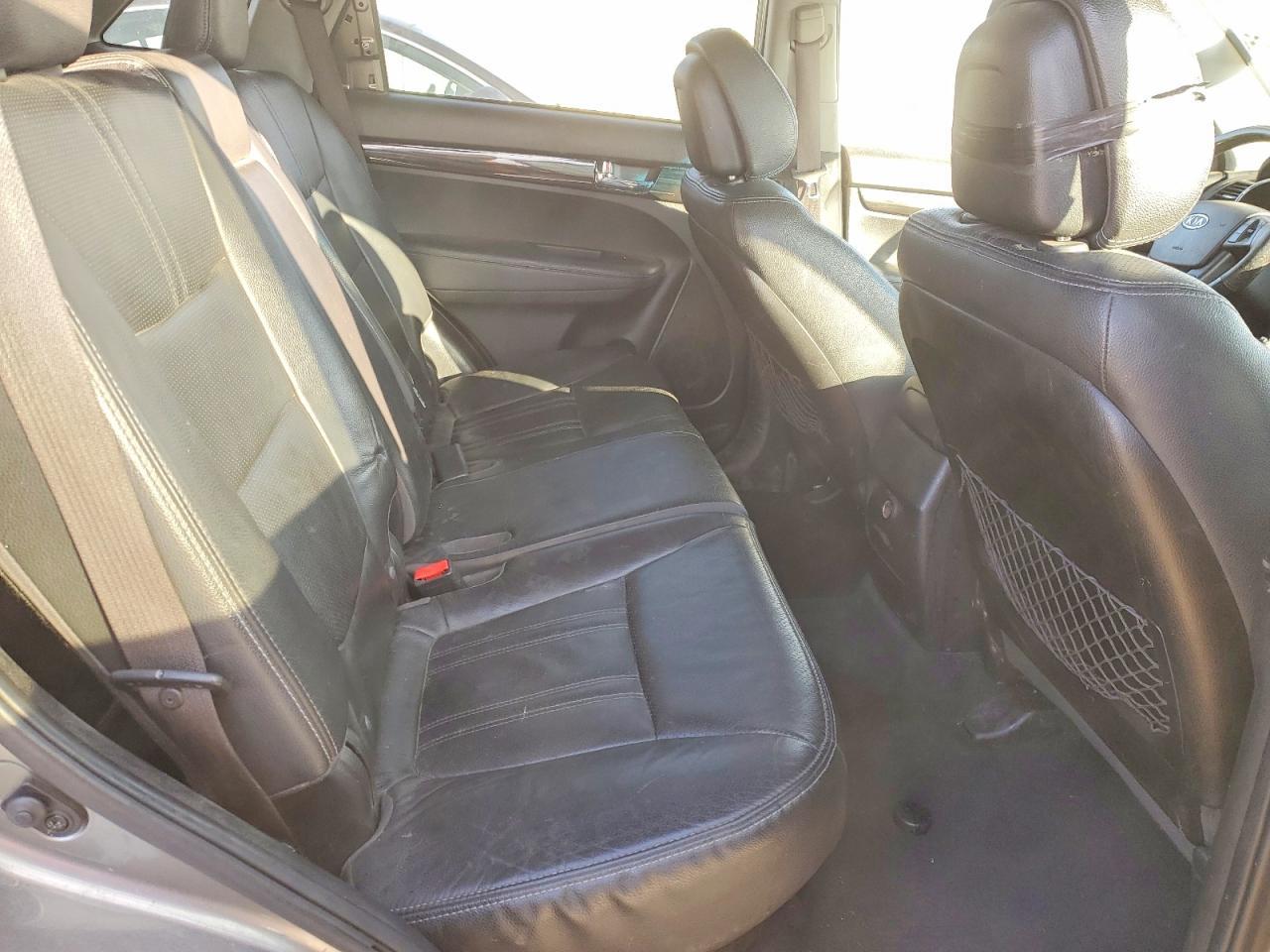2012 KIA SORENTO