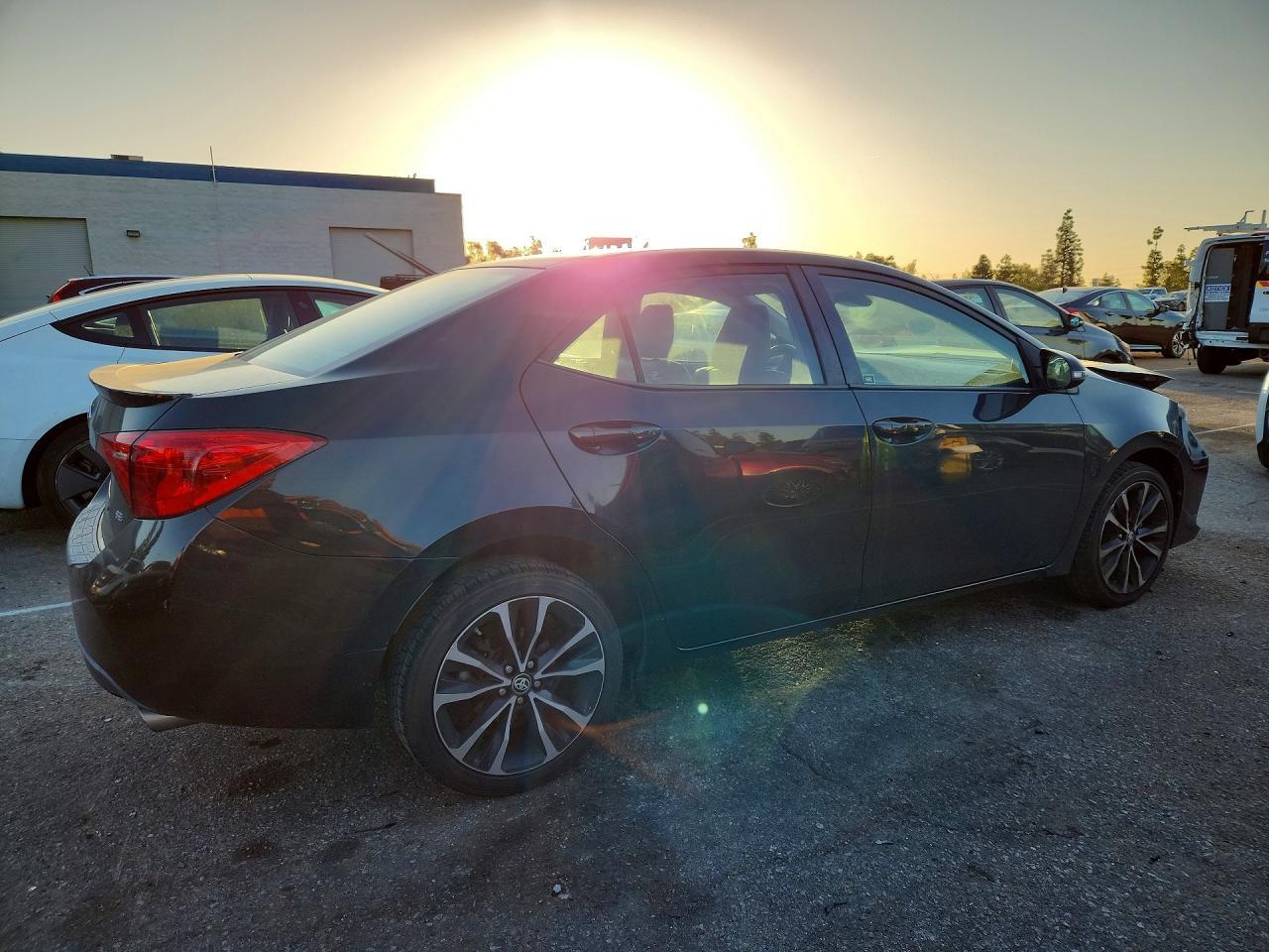 2018 TOYOTA COROLLA