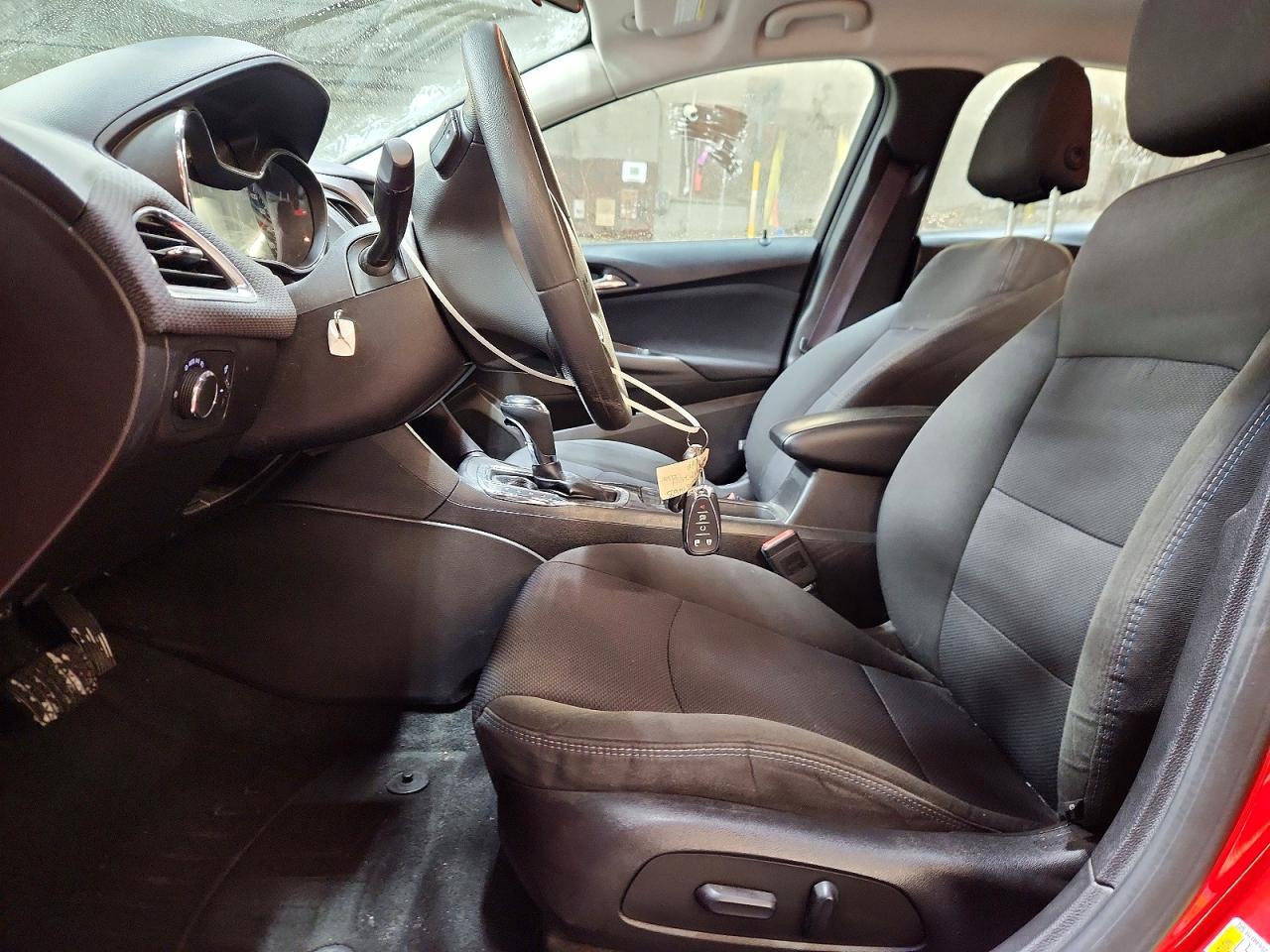 2017 CHEVROLET CRUZE