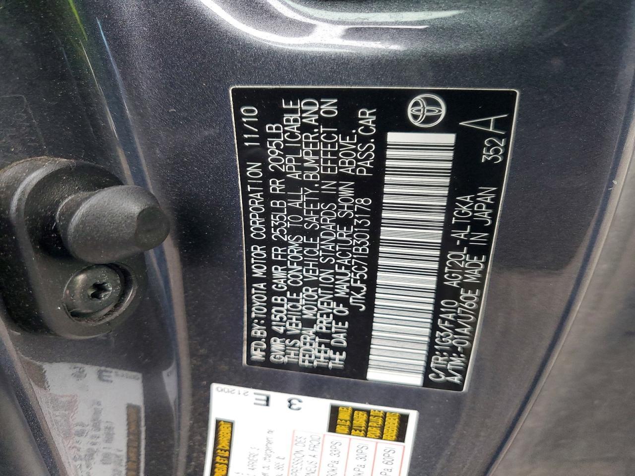 2011 TOYOTA SCION
