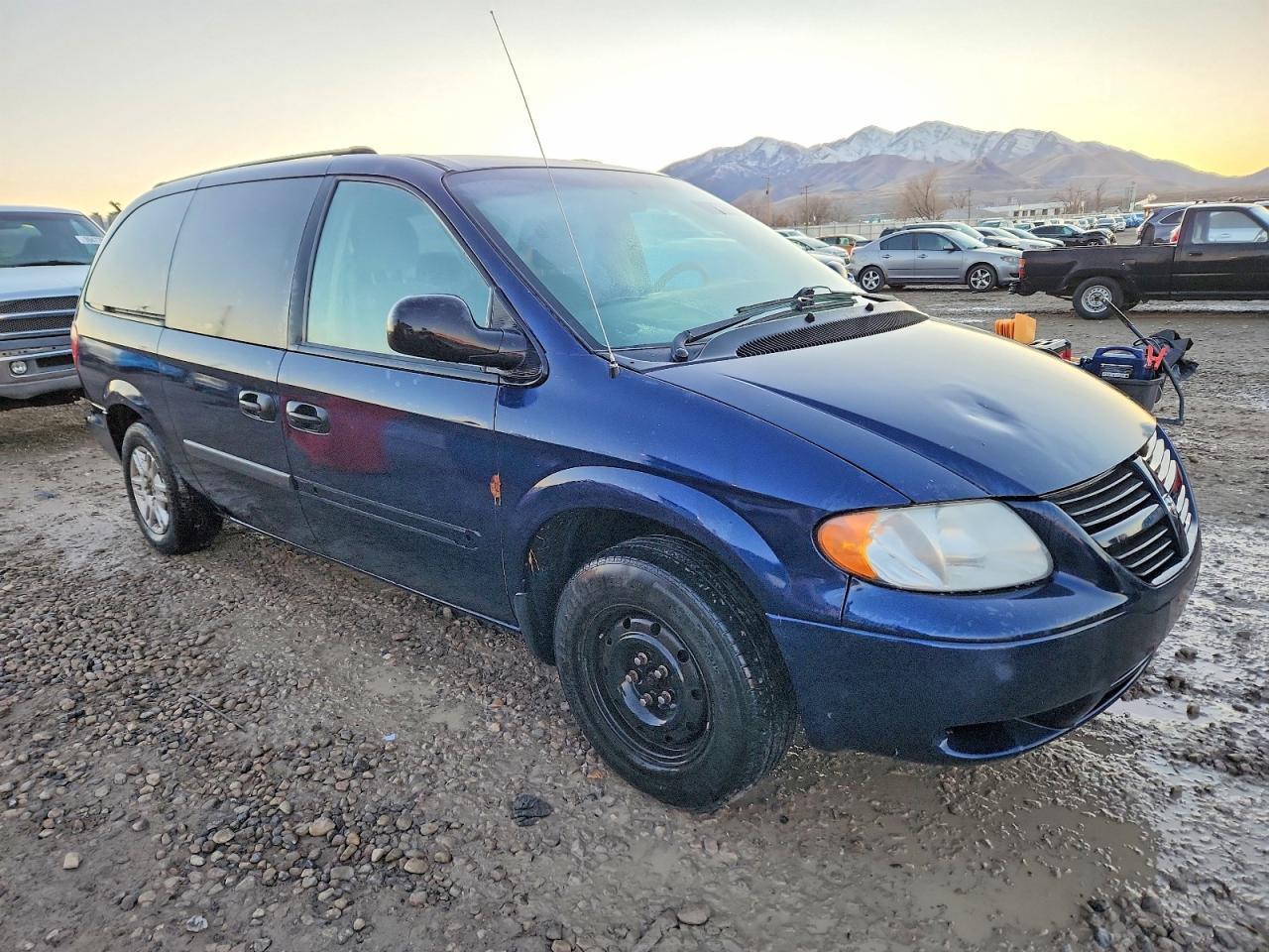 2005 DODGE GRAND CARAVAN