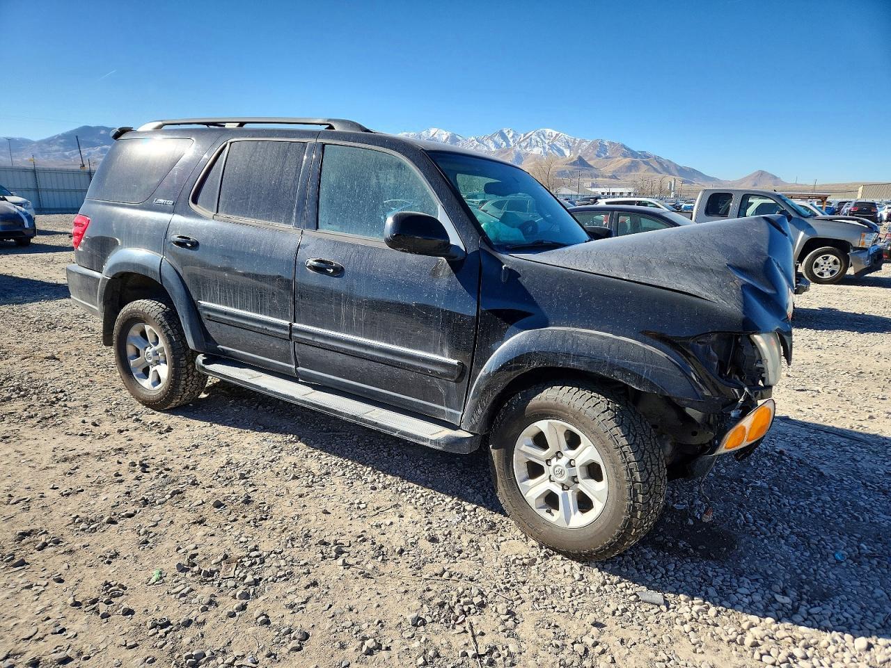 2004 TOYOTA Sequoia