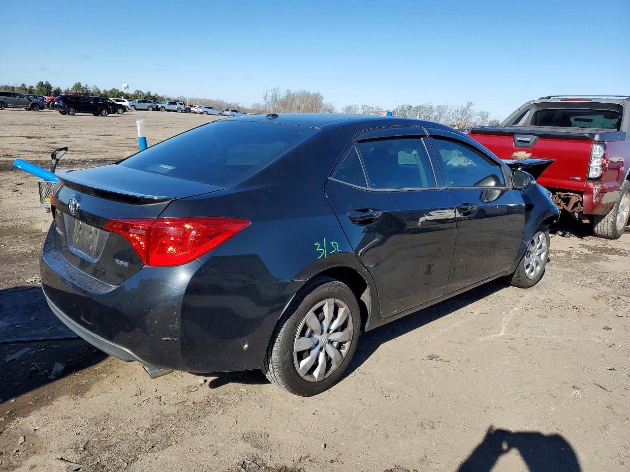 2017 TOYOTA COROLLA