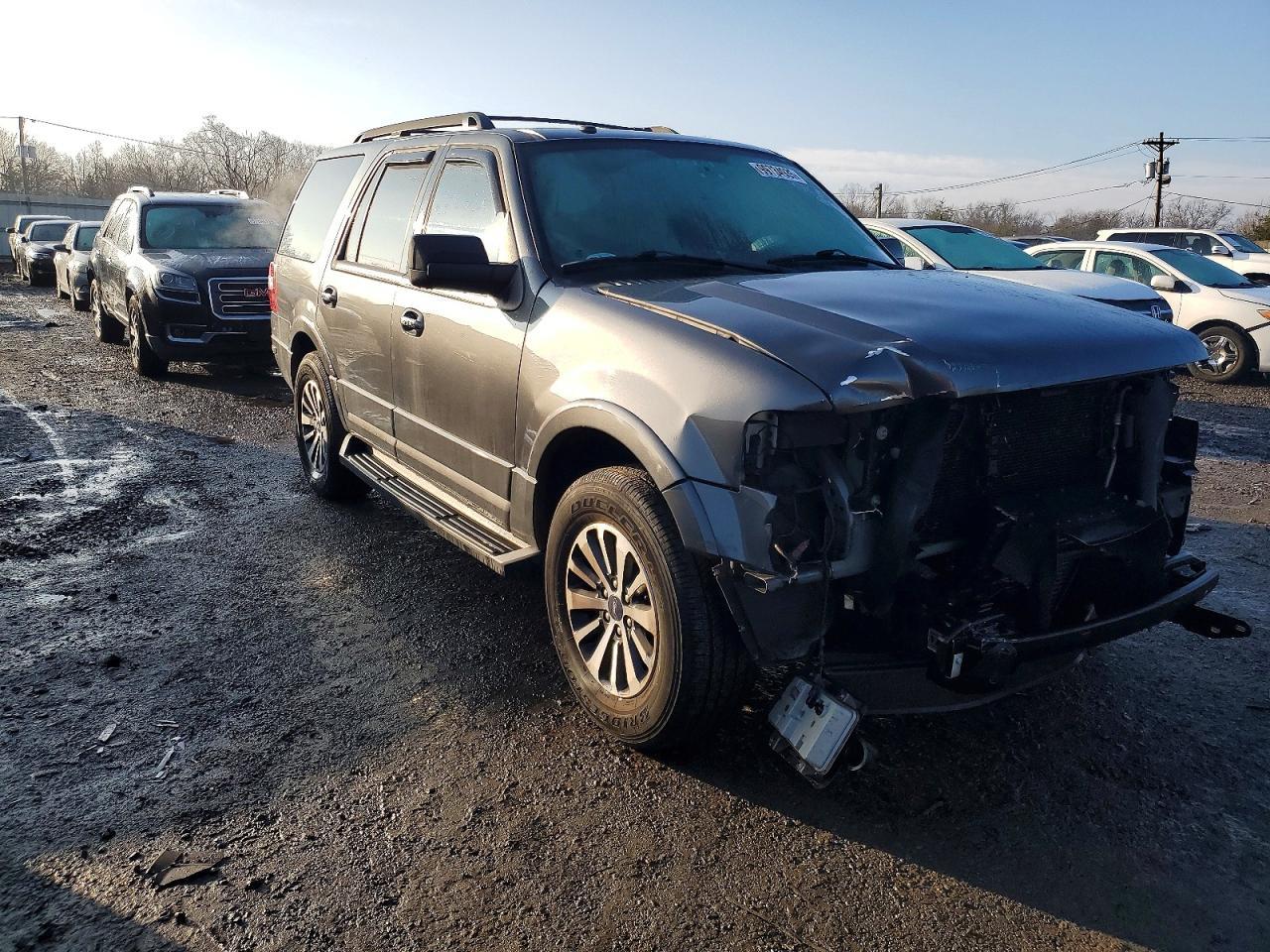 2017 FORD Expedition