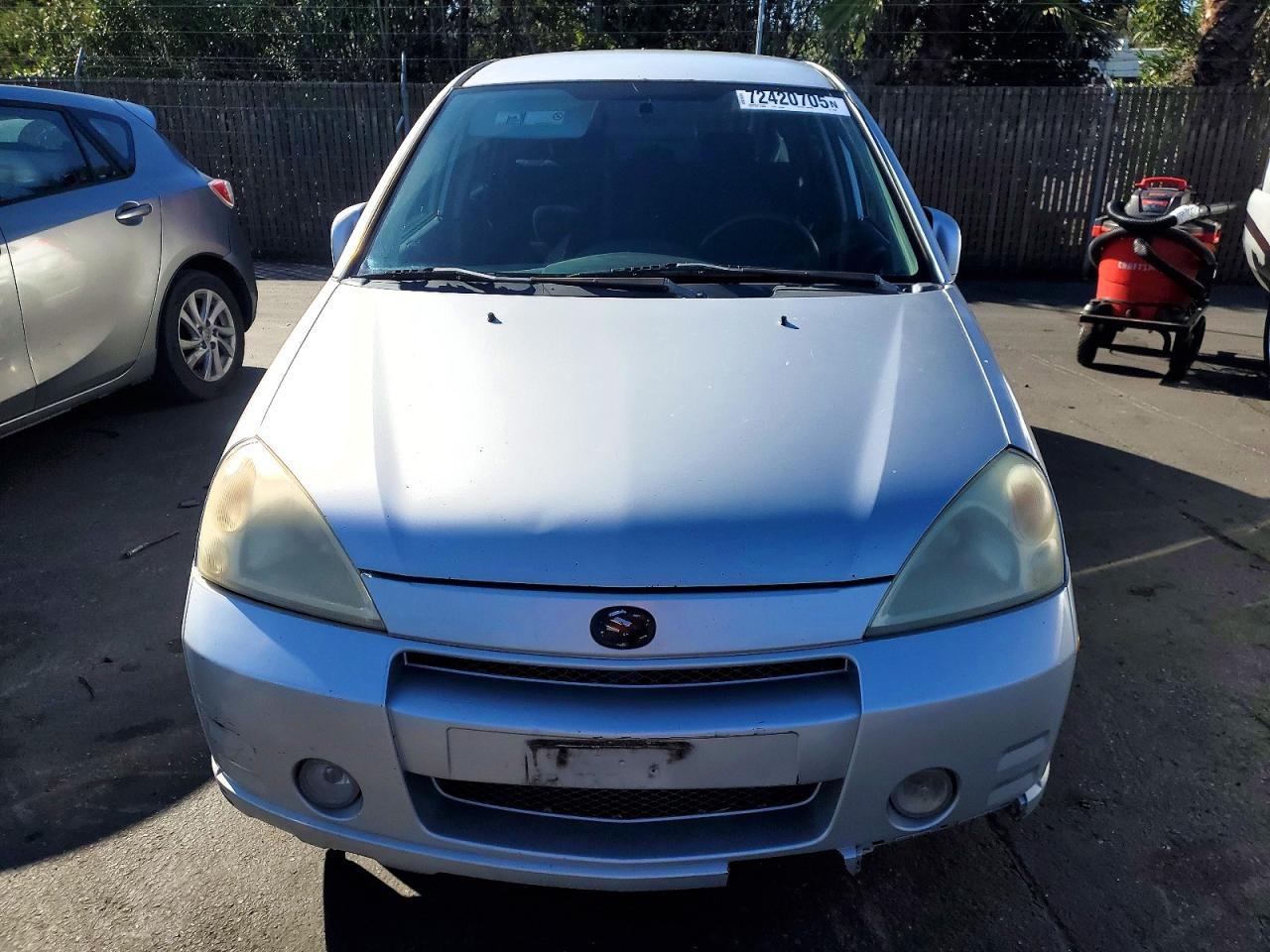 2004 SUZUKI Aerio