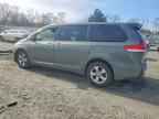 2011 TOYOTA SIENNA