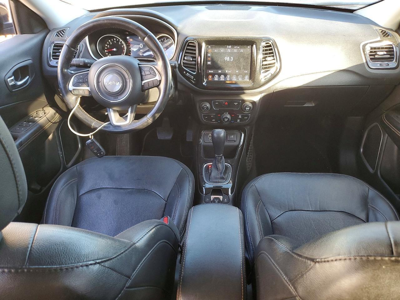 2020 JEEP Compass