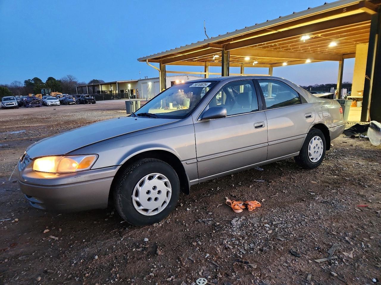 1998 TOYOTA CAMRY