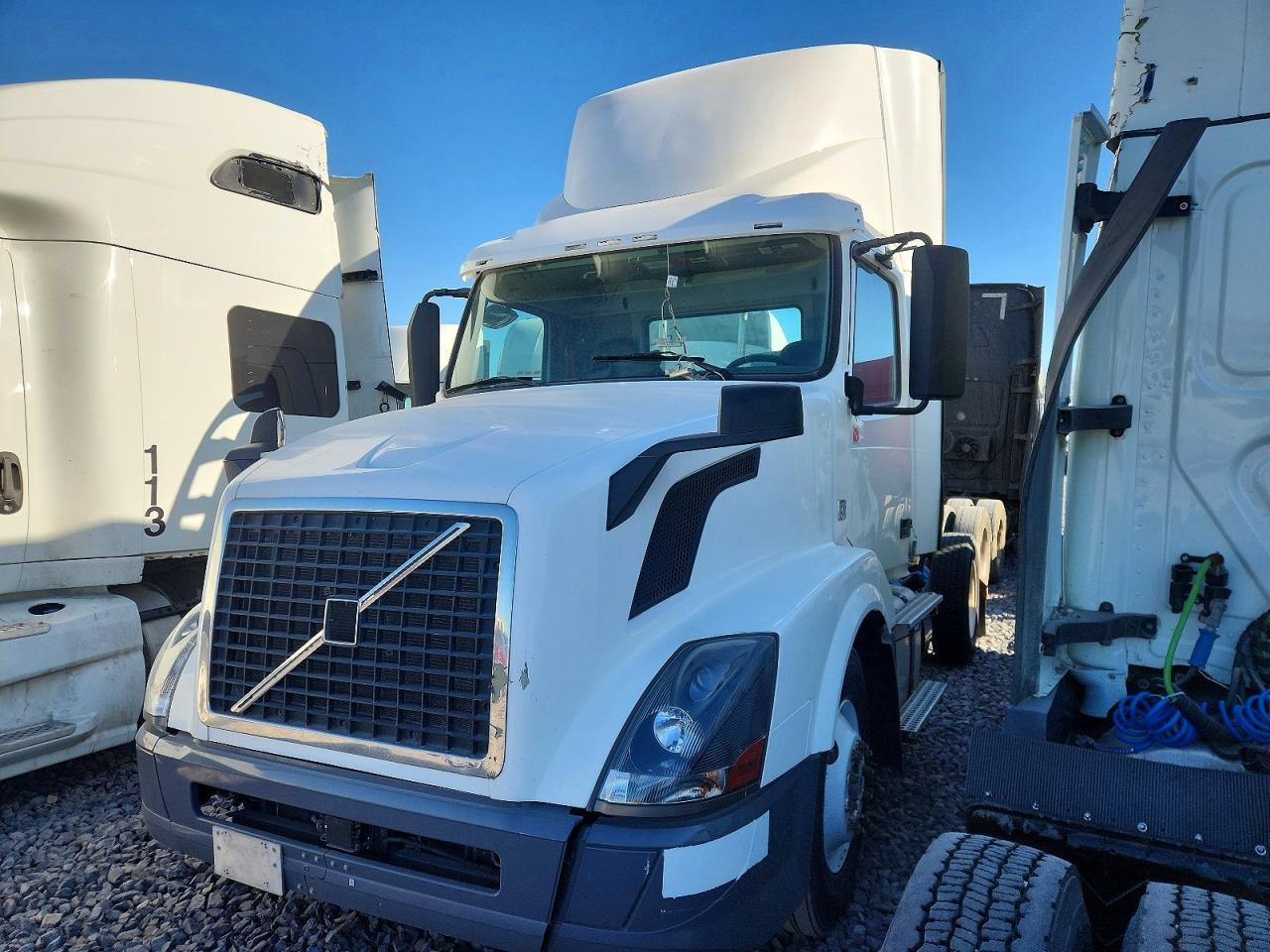 2012 VOLVO VNL