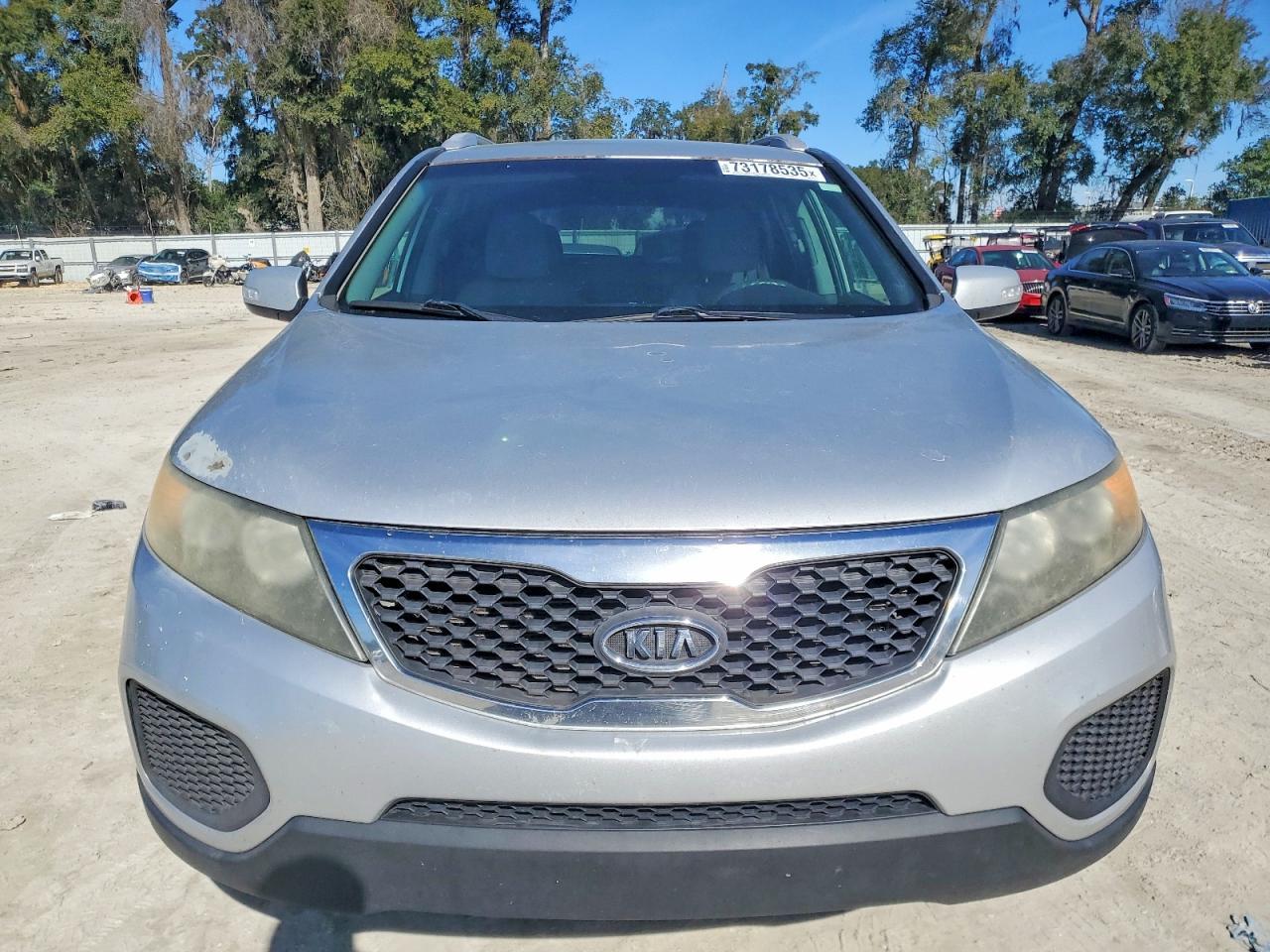 2011 KIA SORENTO