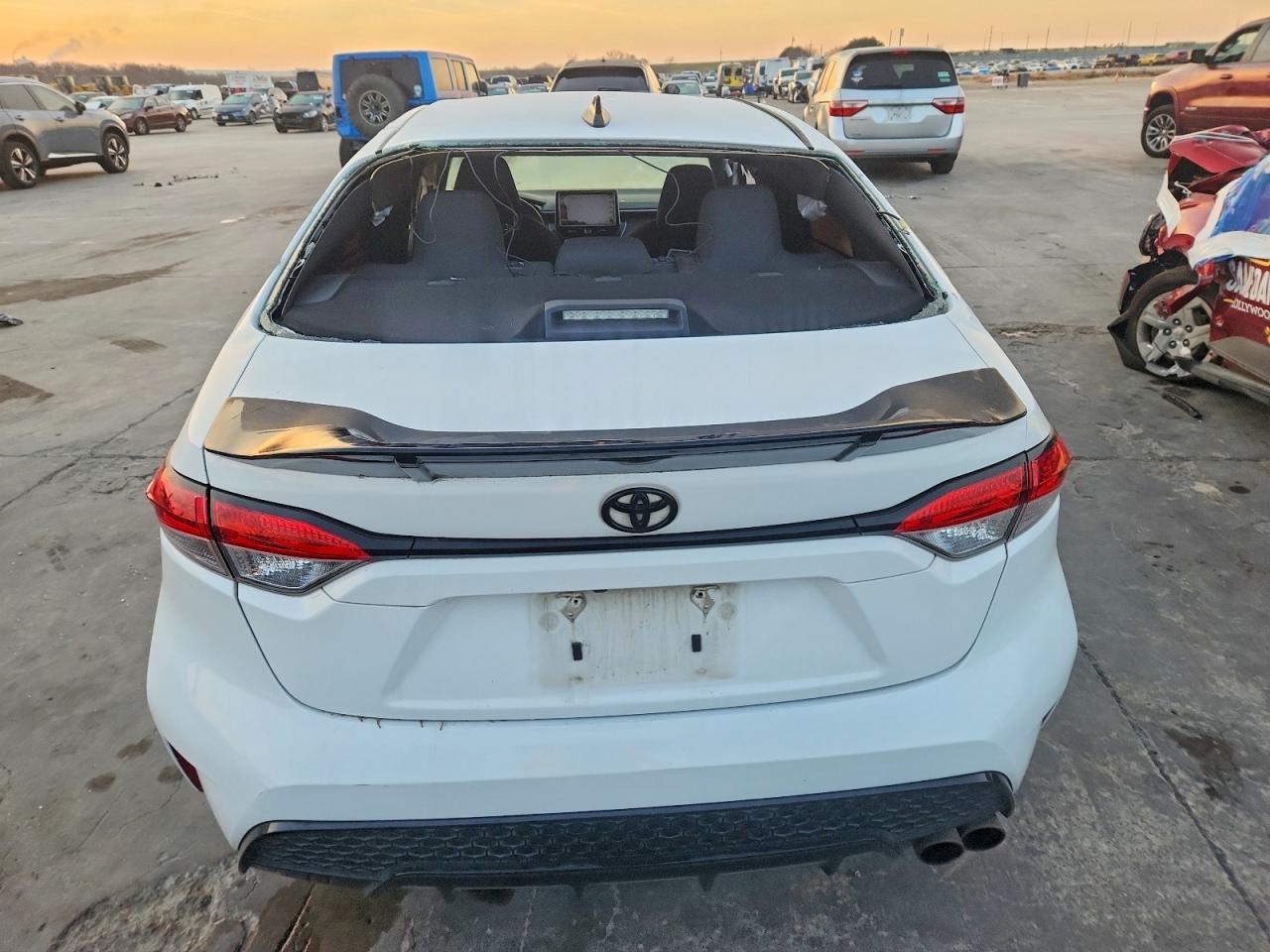 2020 TOYOTA COROLLA