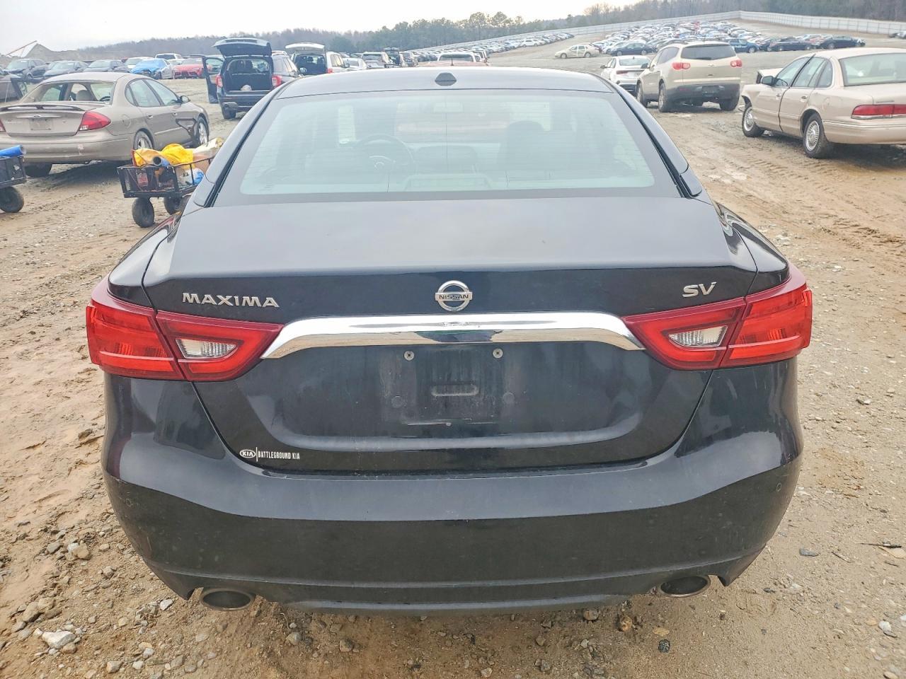 2017 NISSAN Maxima