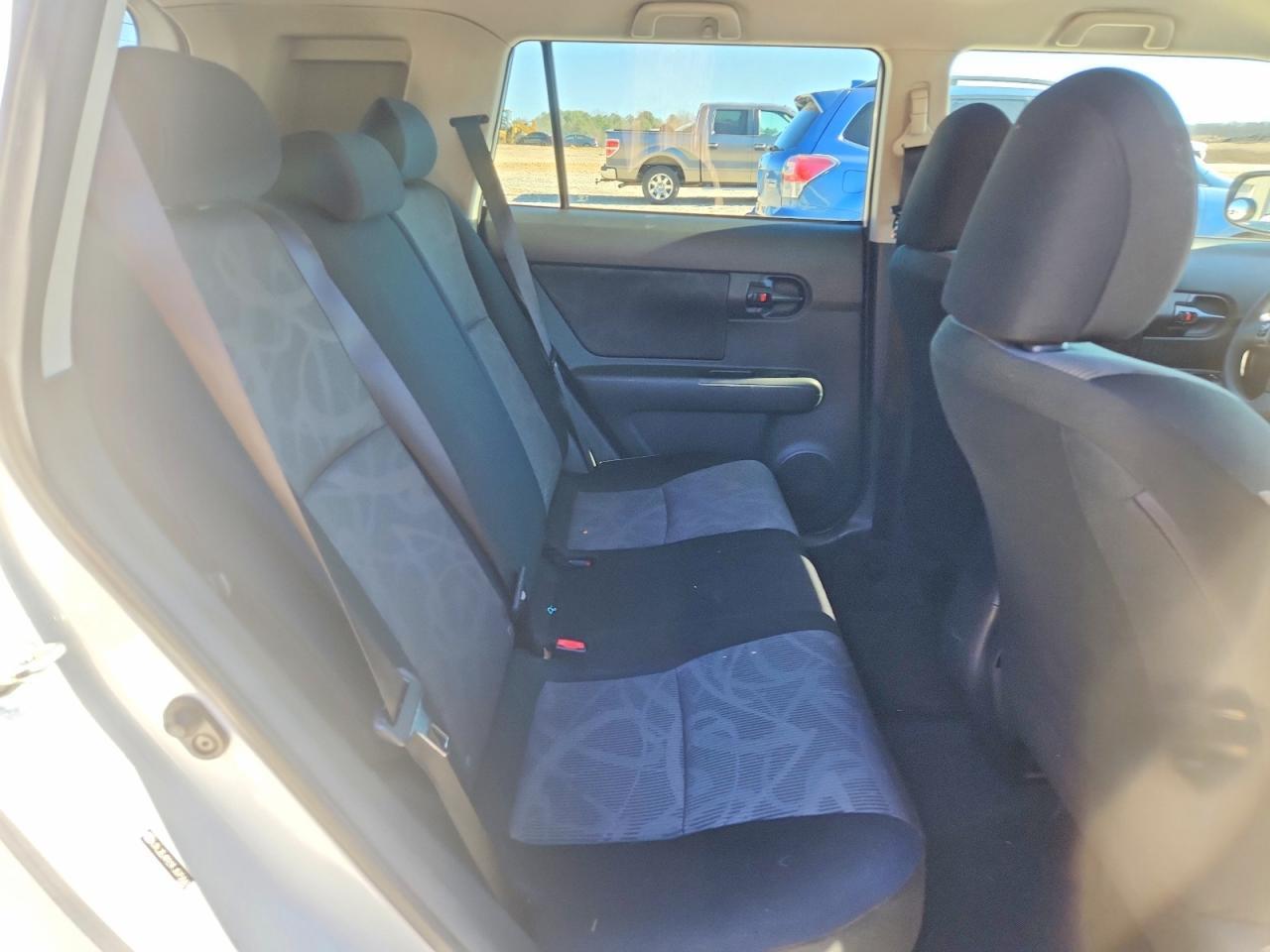 2015 TOYOTA SCION