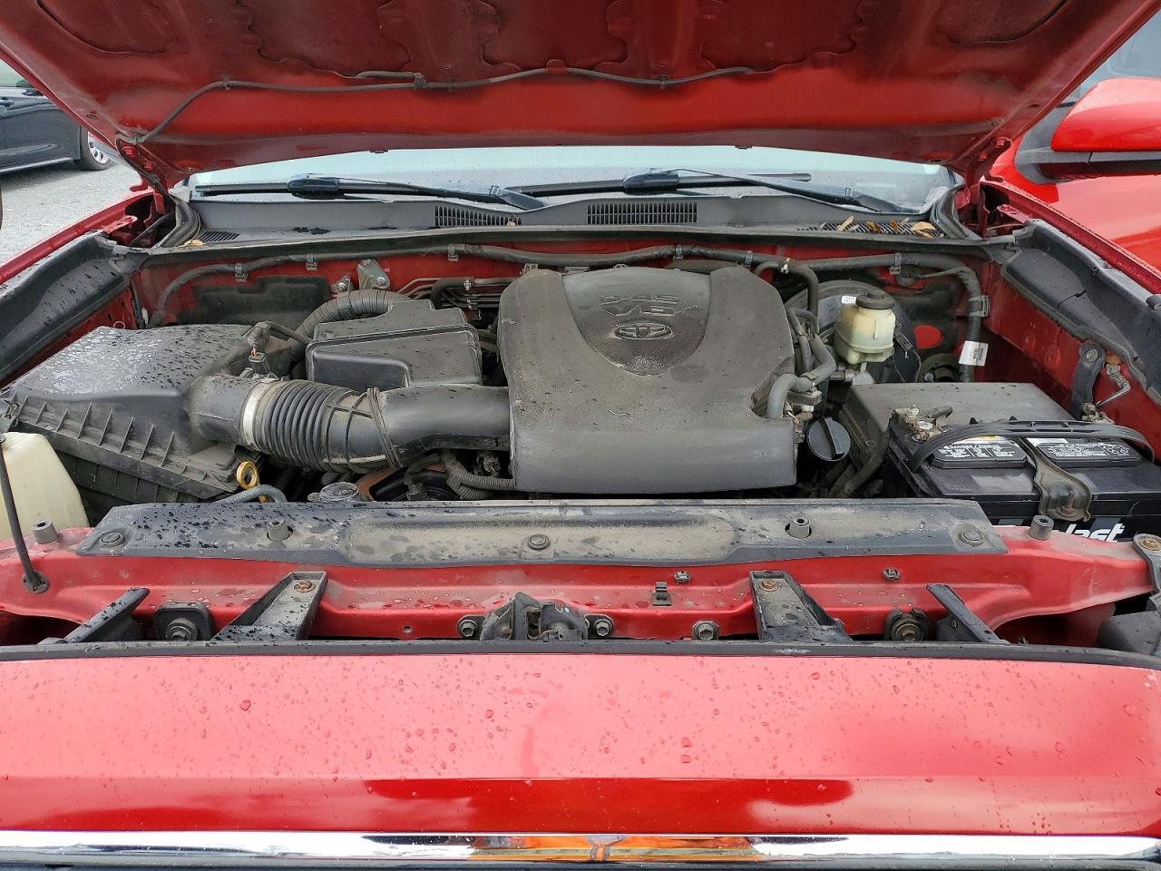 2016 TOYOTA TACOMA