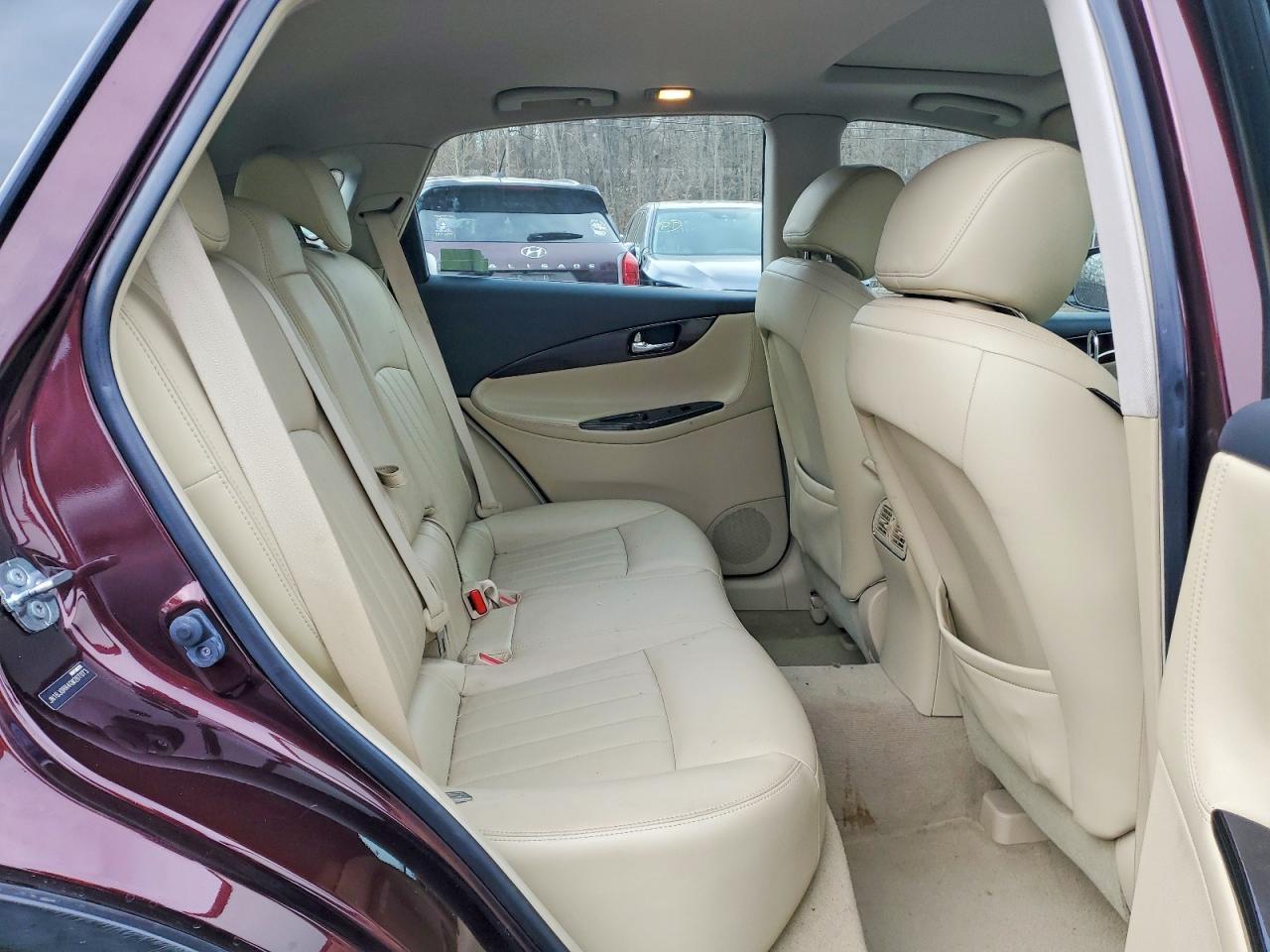 2016 INFINITI QX50