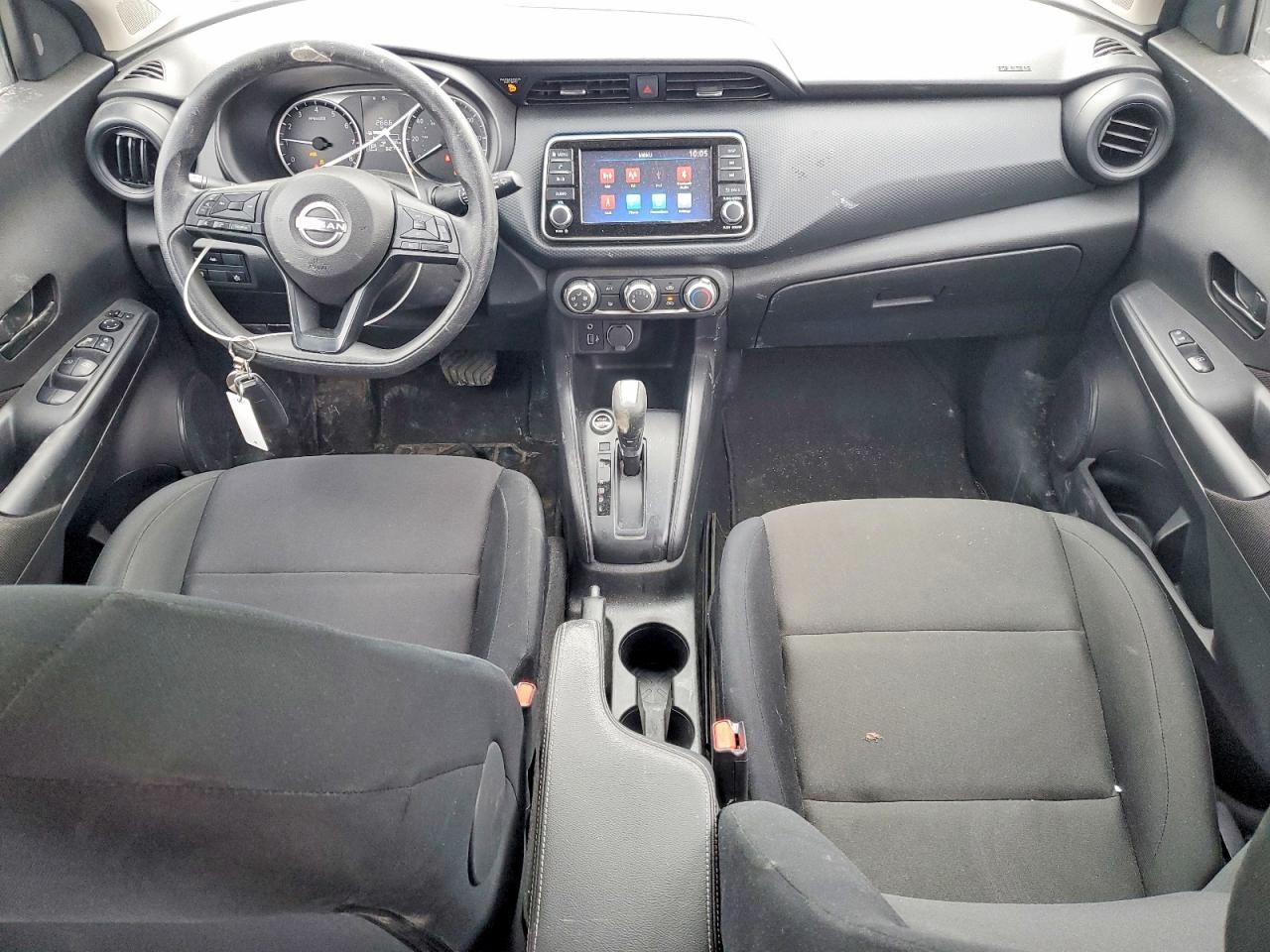 2024 NISSAN KICKS