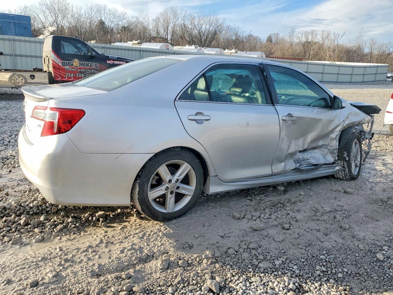 2013 TOYOTA CAMRY