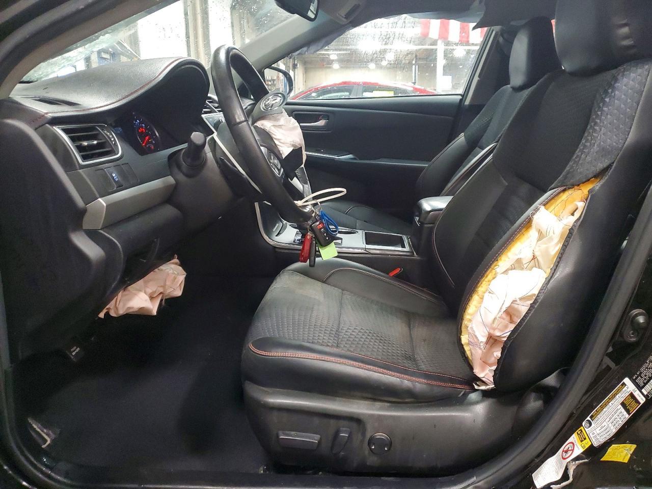 2015 TOYOTA CAMRY