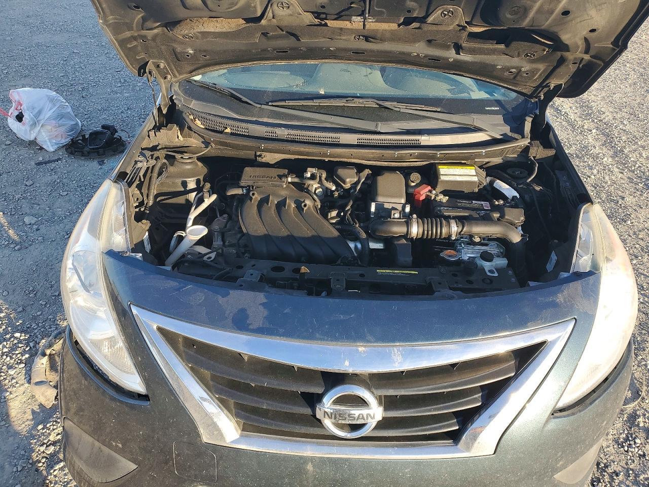 2016 NISSAN VERSA