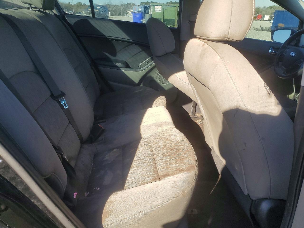 2016 KIA FORTE