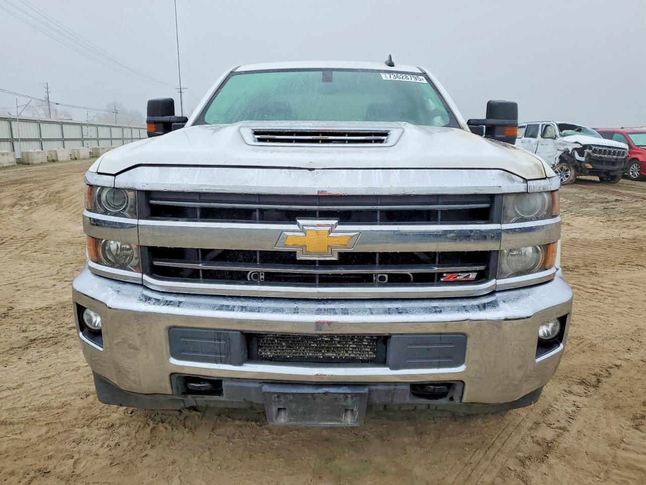 2018 CHEVROLET Silverado