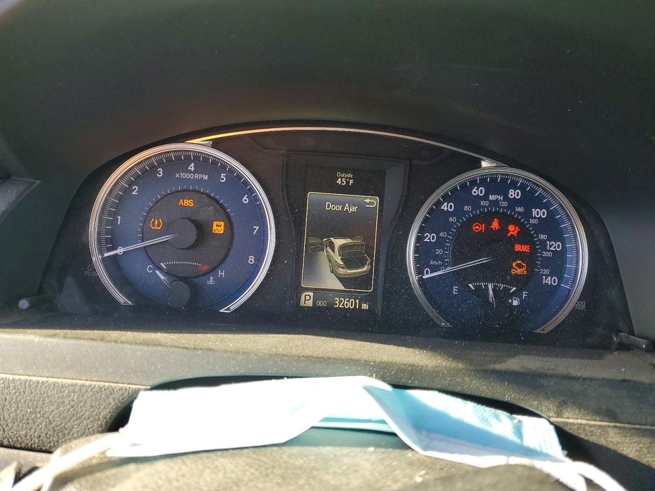 2016 TOYOTA CAMRY