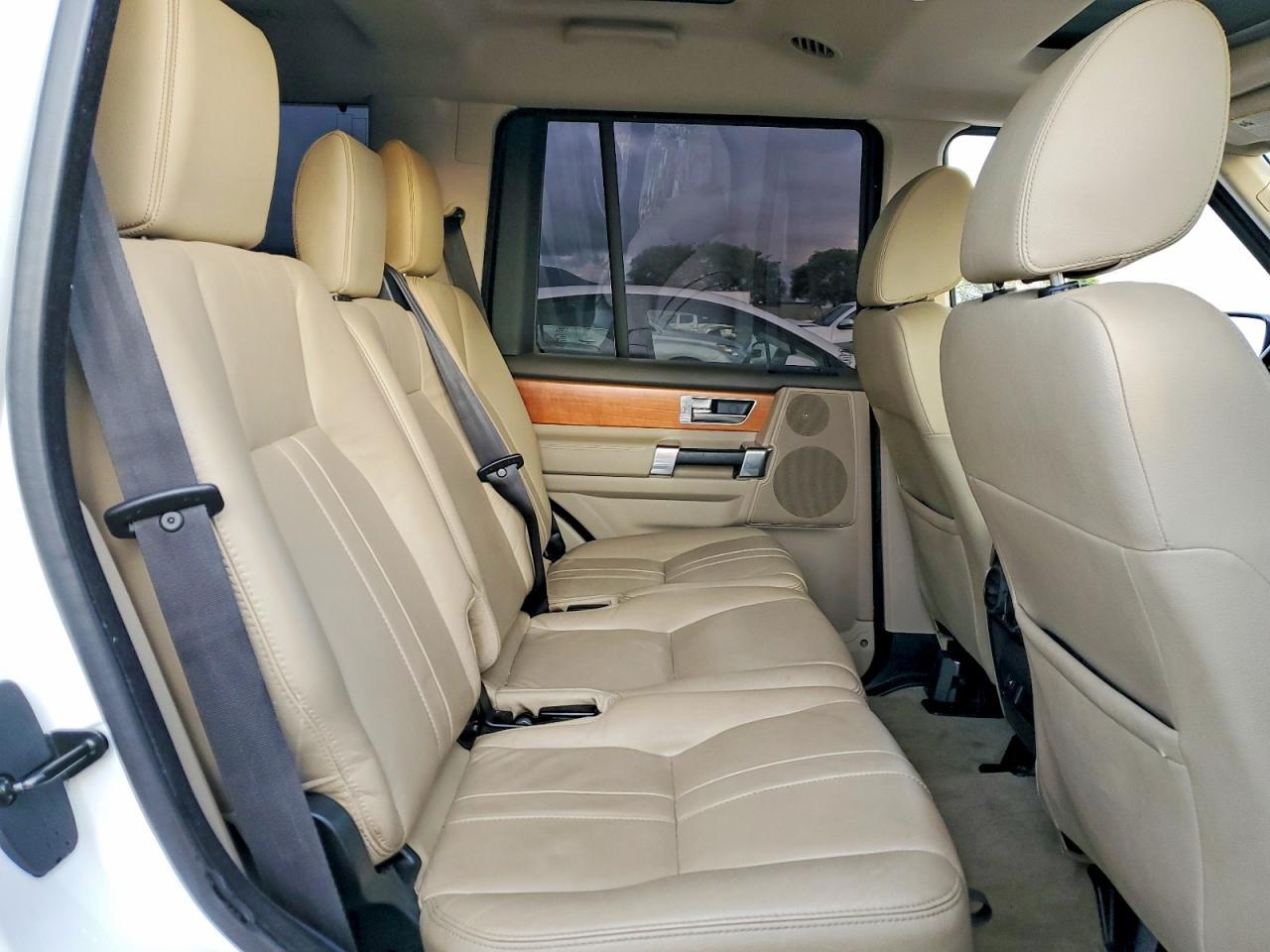 2012 LAND ROVER LR4