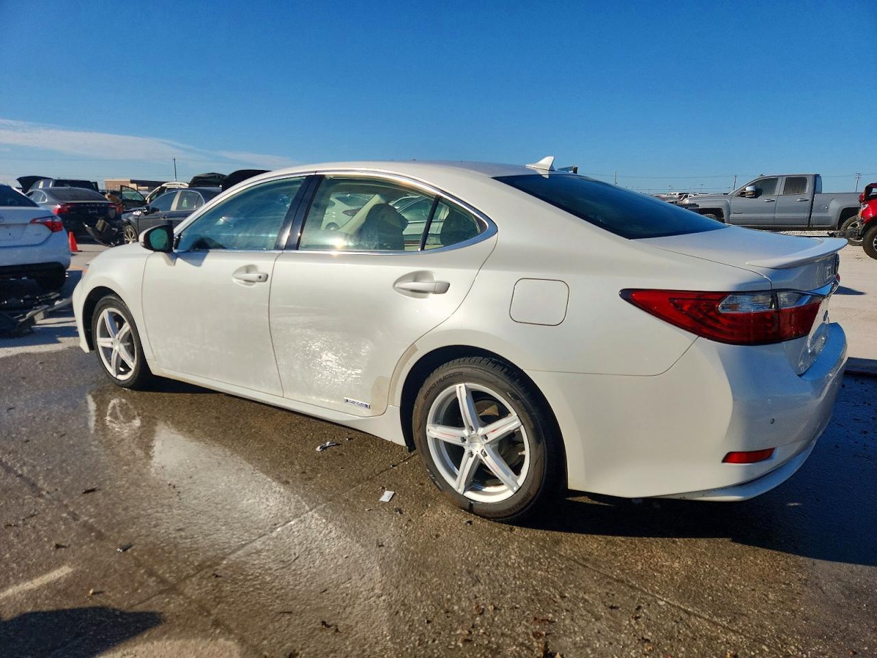 2014 LEXUS ES 300H