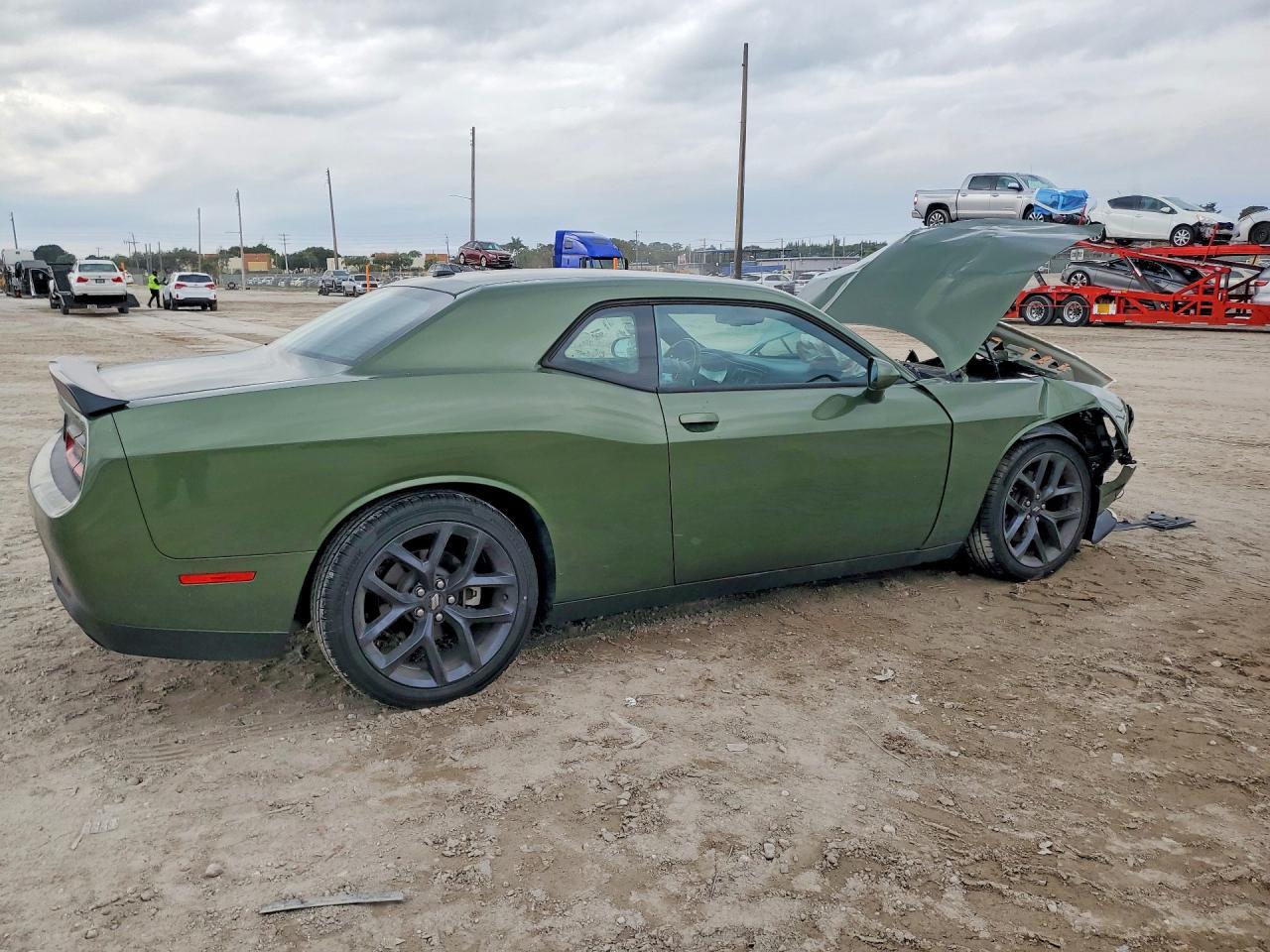 2021 DODGE Challenger