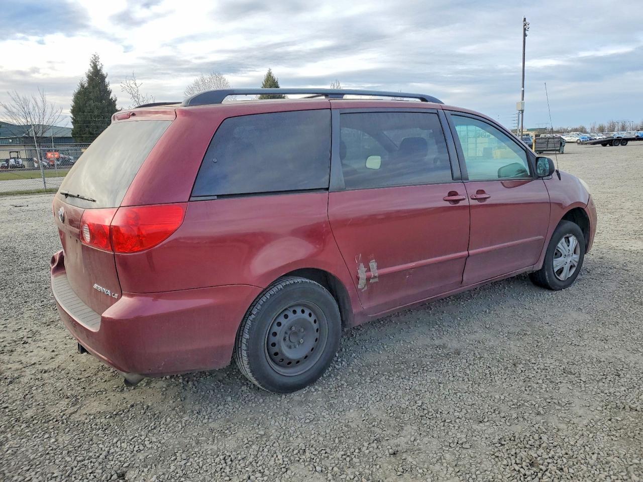 2006 TOYOTA SIENNA