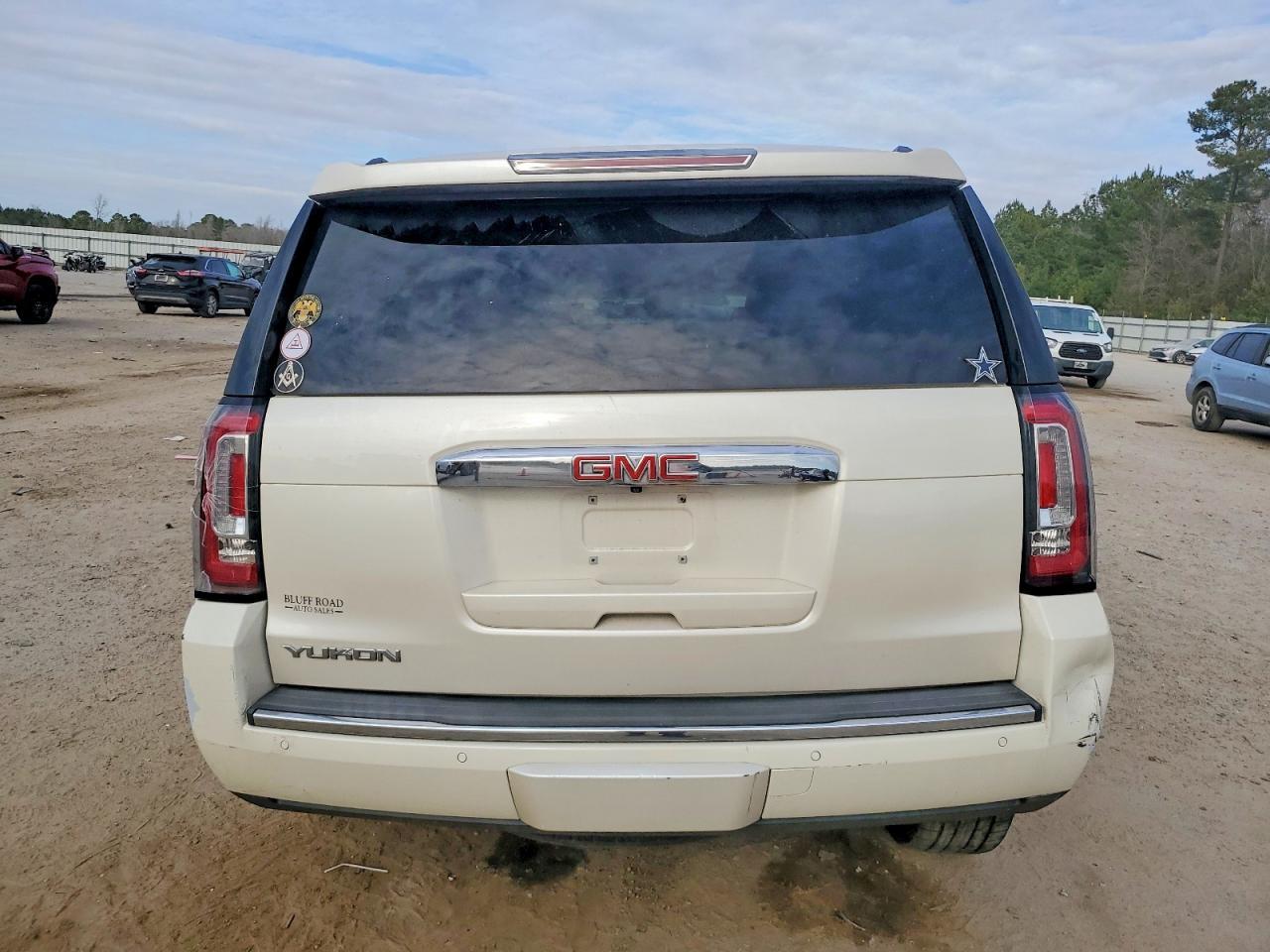2015 GMC Yukon
