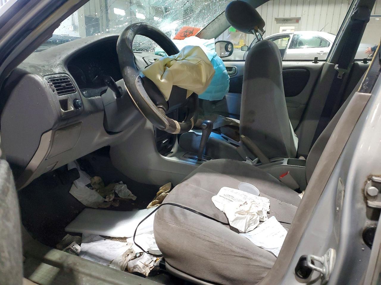 2001 TOYOTA COROLLA