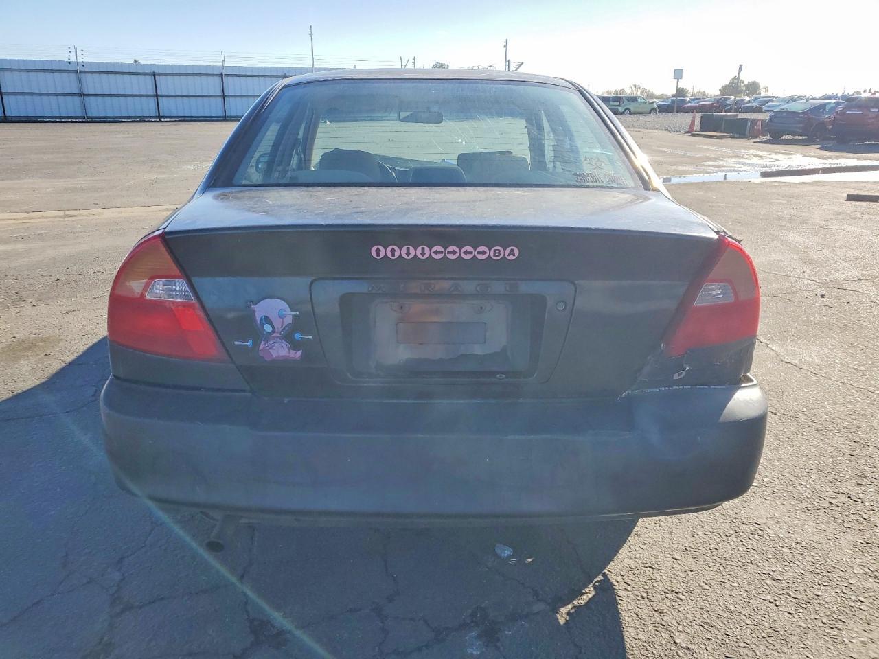 2000 MITSUBISHI MIRAGE